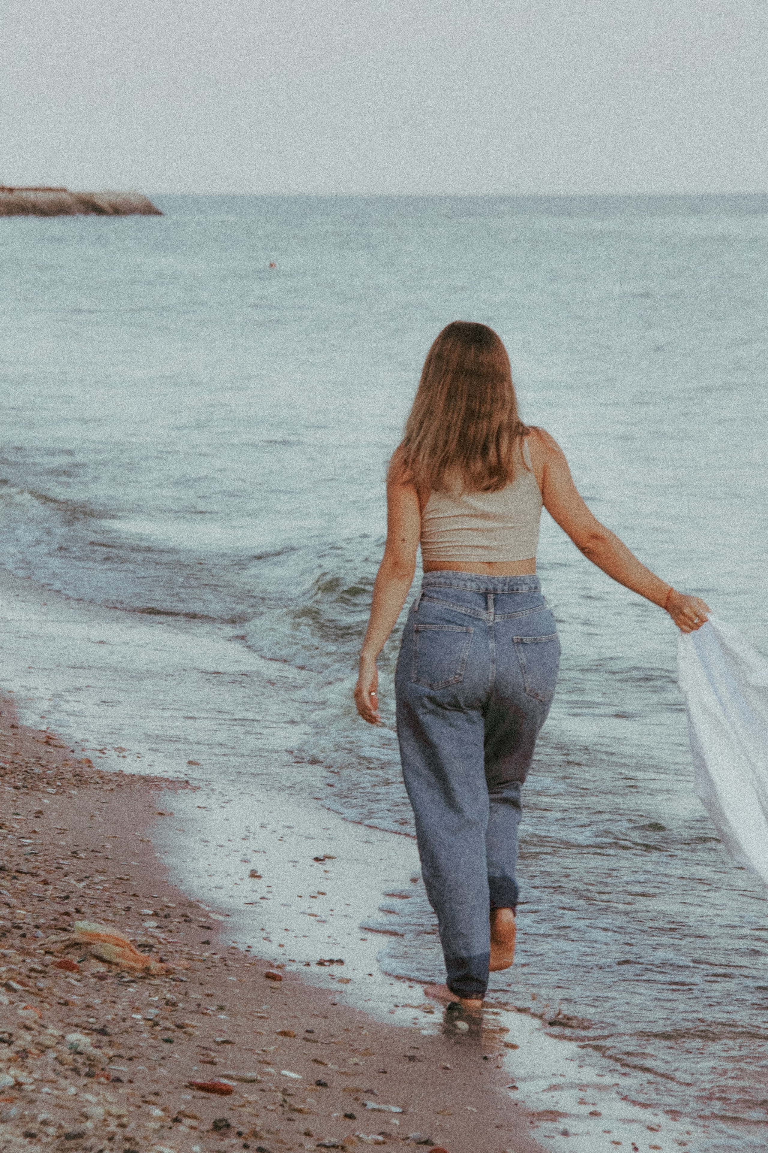 Dasha / sea walk. Photographer in Gothenburg Aleksandra Stroganova