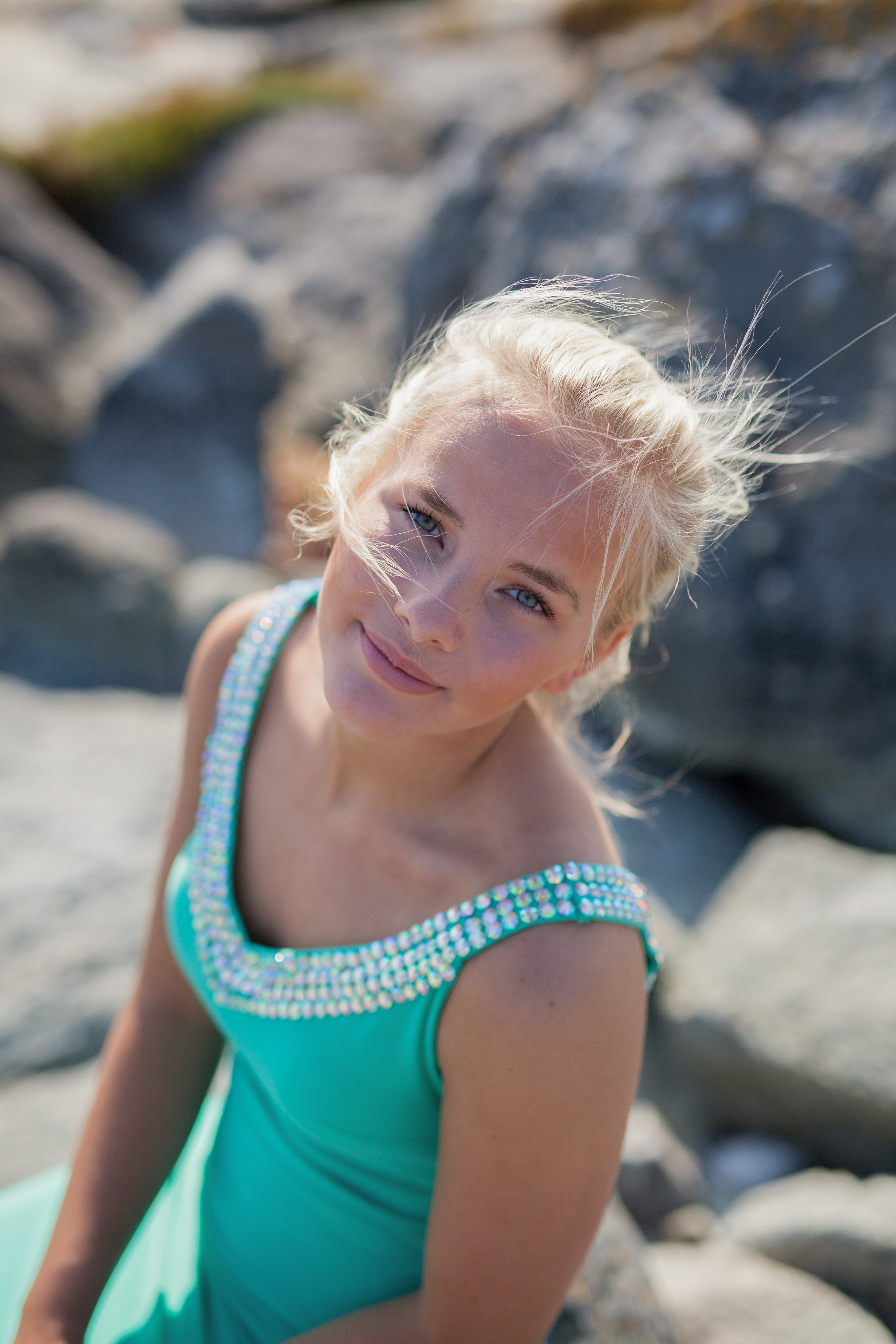 Norwegian coast. Family and real state photographer in Haugesund Dina Vikra