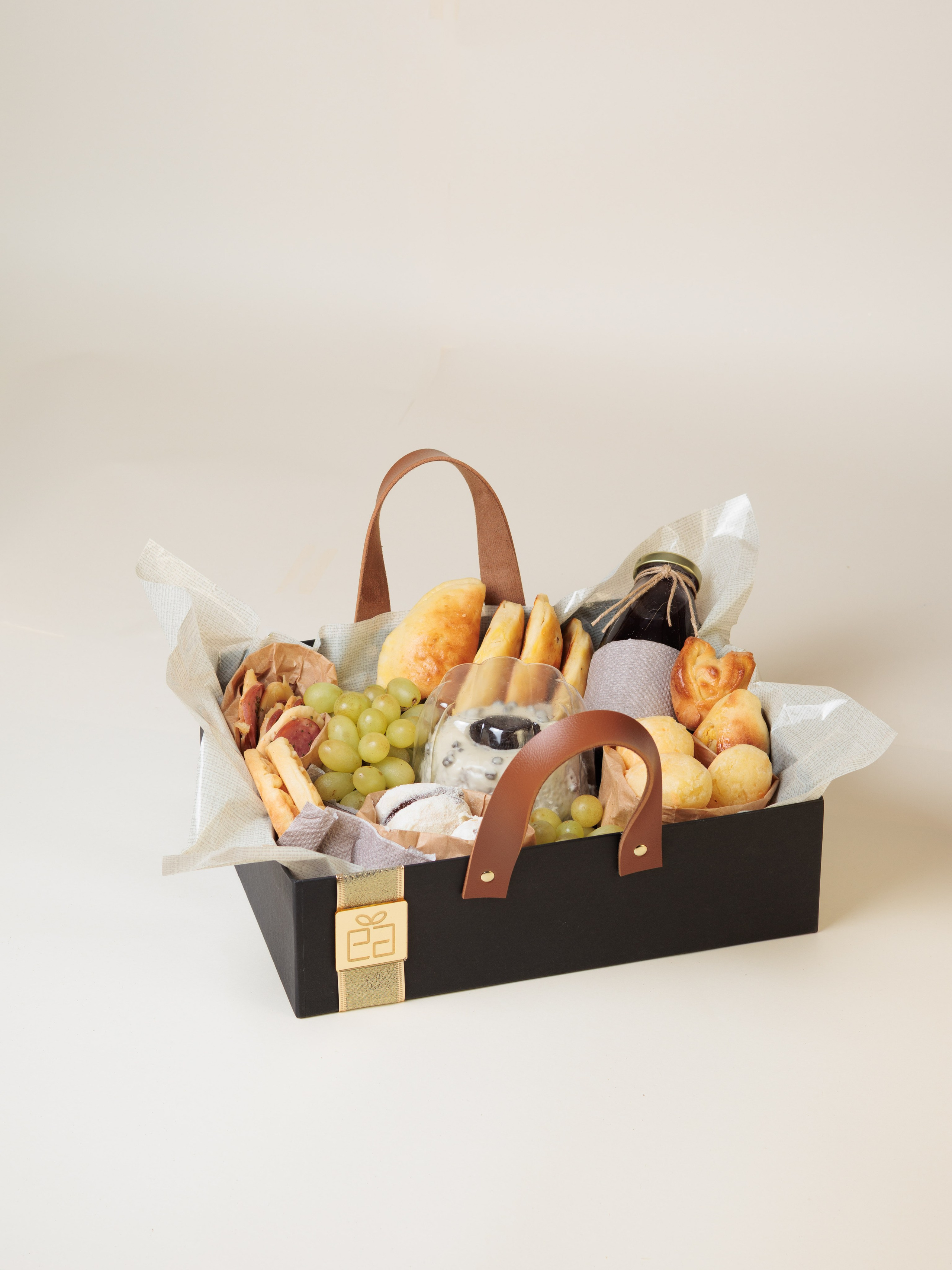 Fotografia Publicitária de Cesta Presente Premium | Encanto & Arte. Luan Hobold Fotografia