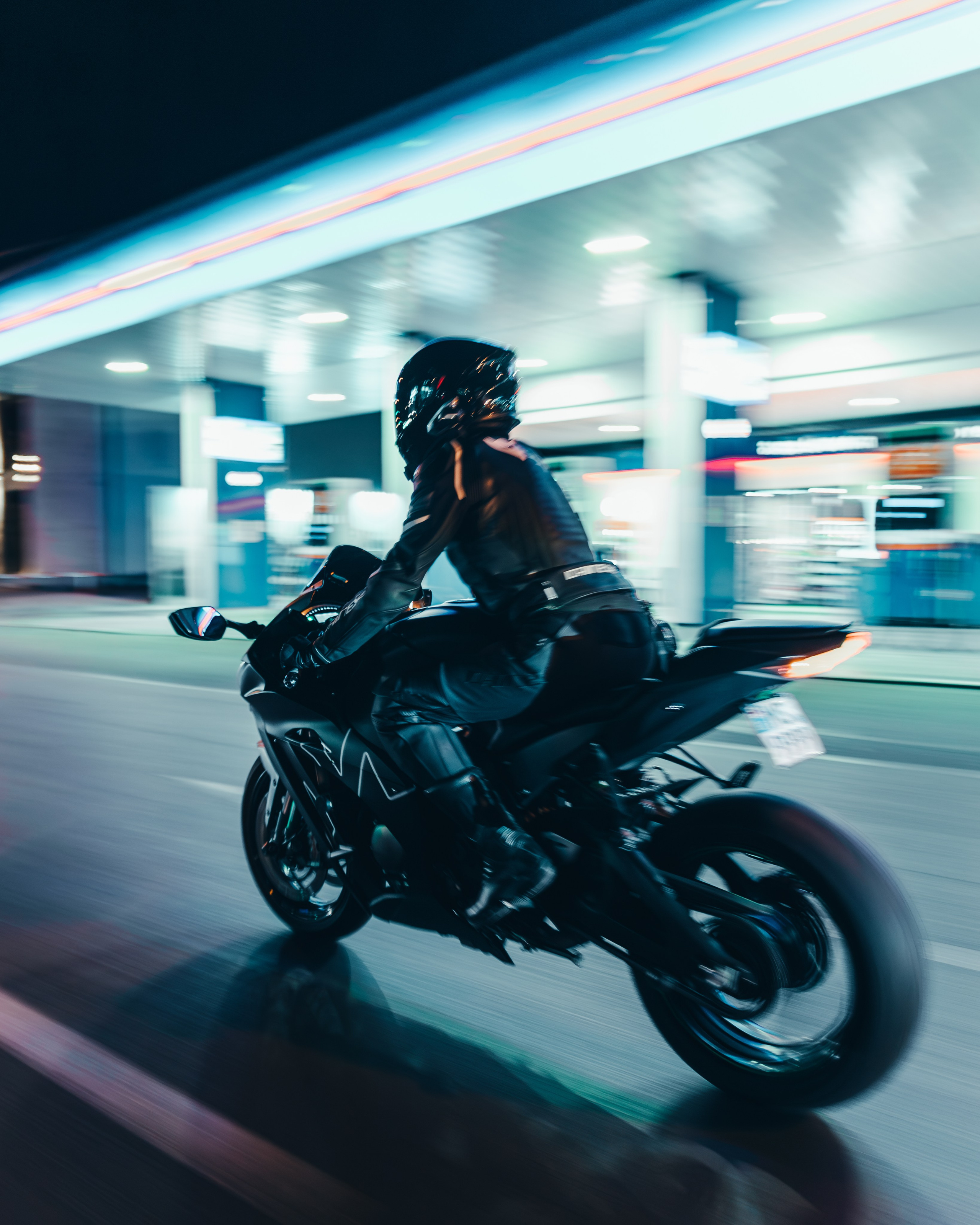 G E O R G E. Bspander