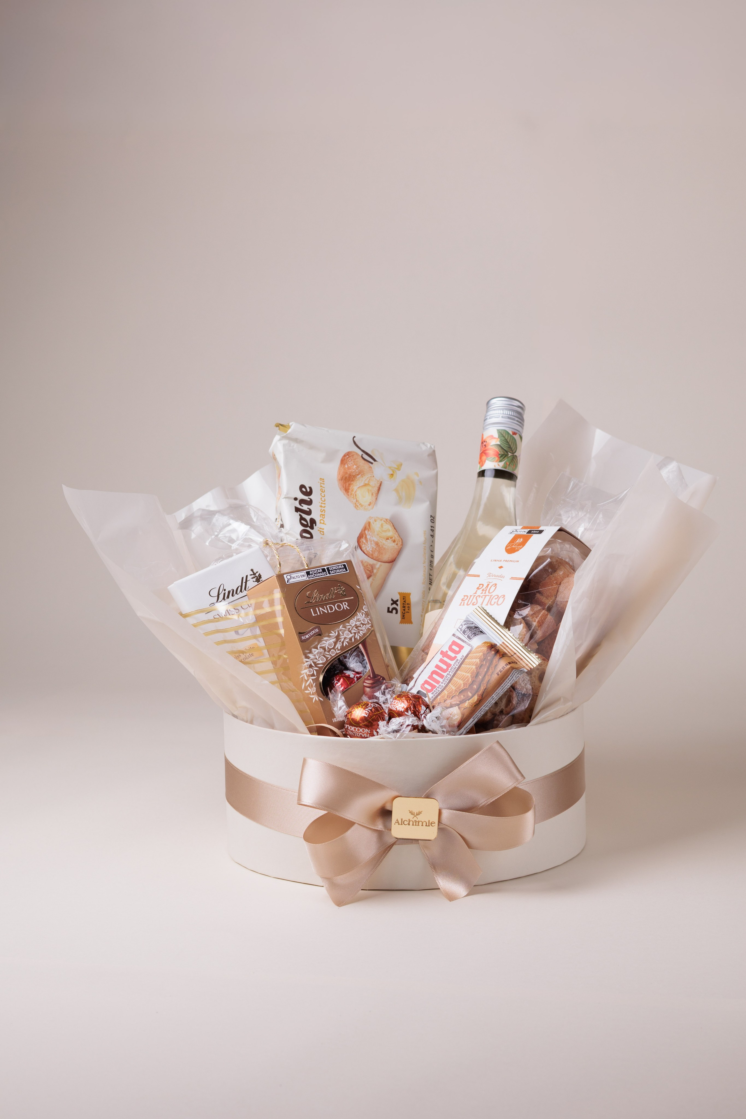 Fotografia Publicitária de Cesta Presente Premium | Encanto & Arte. Luan Hobold Fotografia