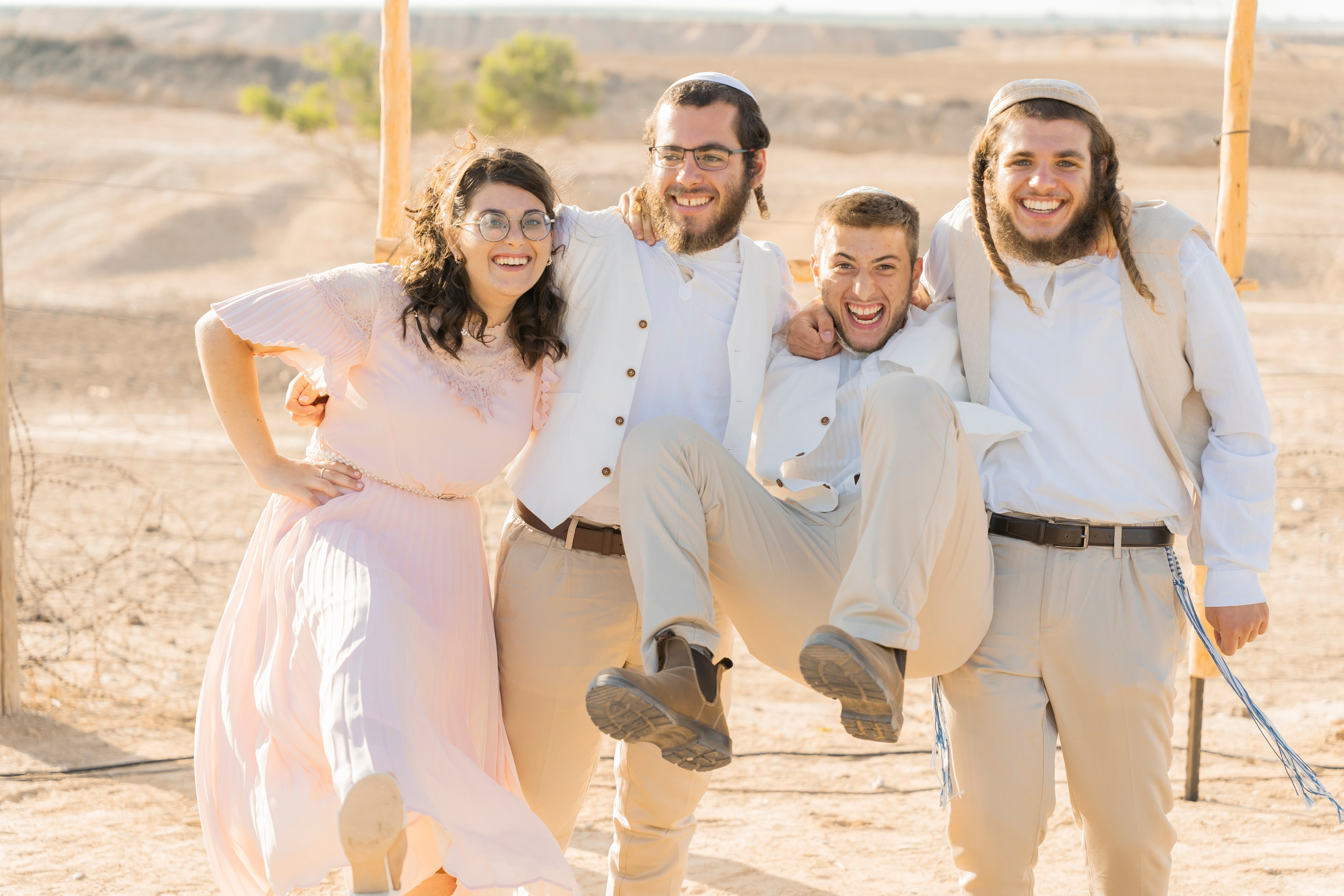 אביה ואחיה. יוסף מזרחי צילום חתונה, ברית וזוגיות. צלם מקצועי שאוהב להוציא אתכם הכי יפים ברגעים הכי מרגשים