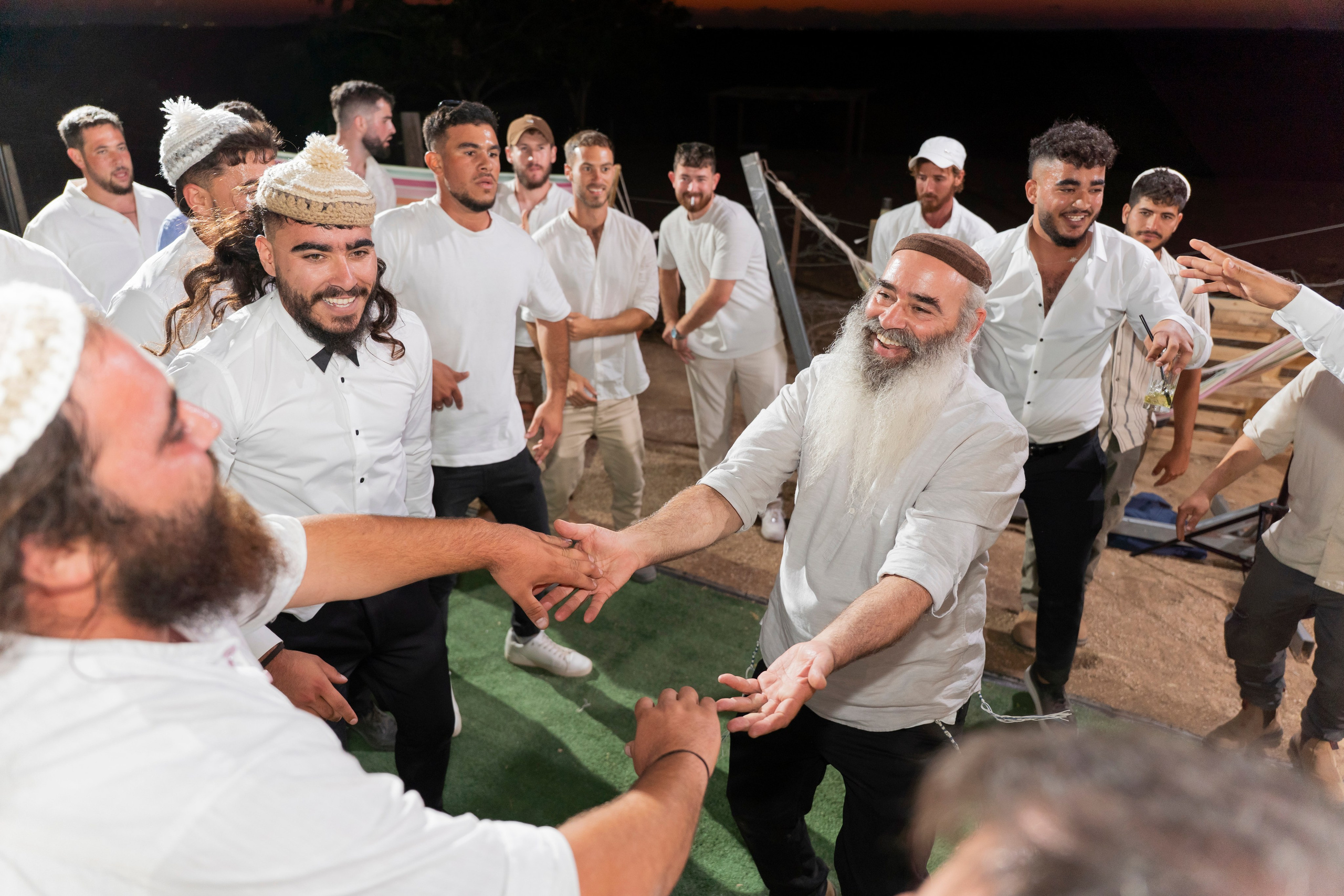 אביה ואחיה. יוסף מזרחי צילום חתונה, ברית וזוגיות. צלם מקצועי שאוהב להוציא אתכם הכי יפים ברגעים הכי מרגשים