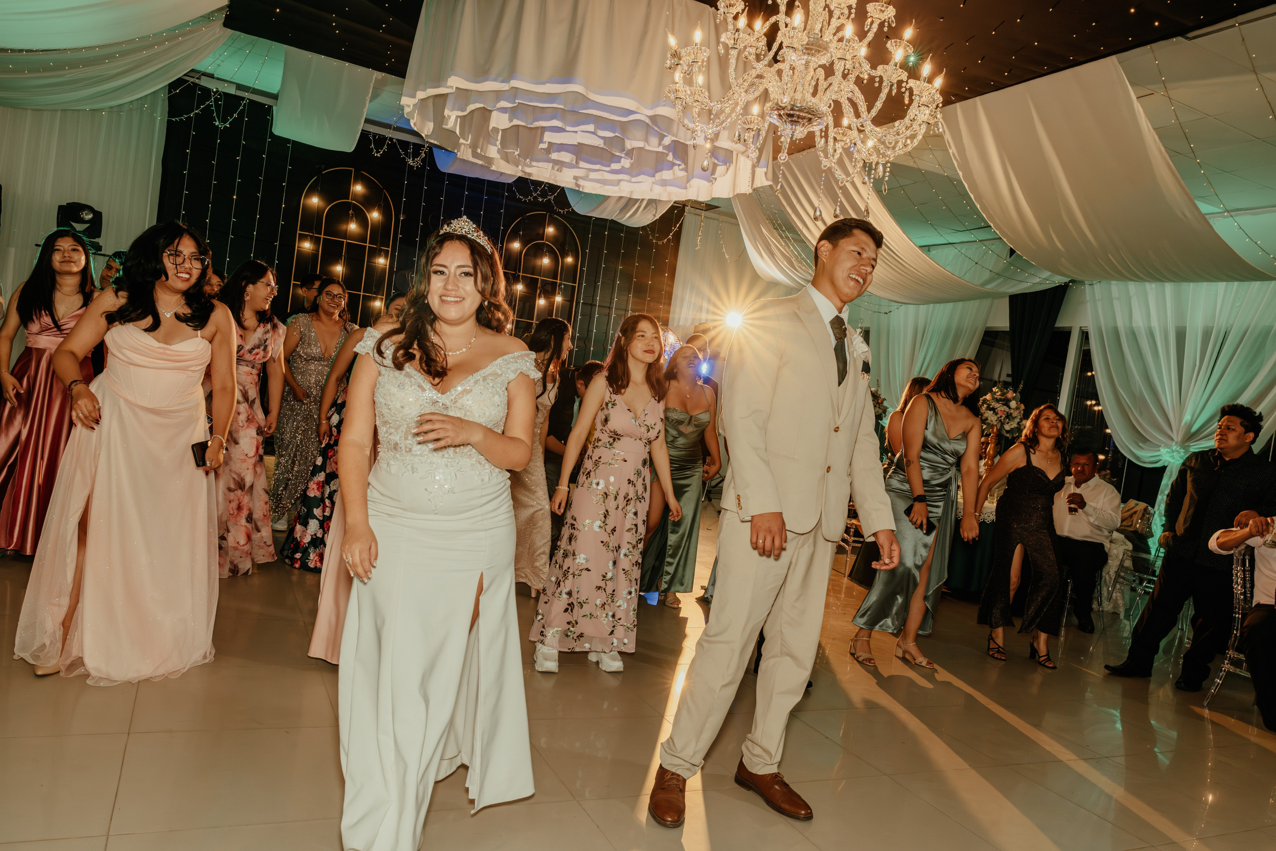 ANGIE + MANUEL BODA RELIGIOSA. Studio KVTA | Fotografía y Video de Bodas en Arequipa