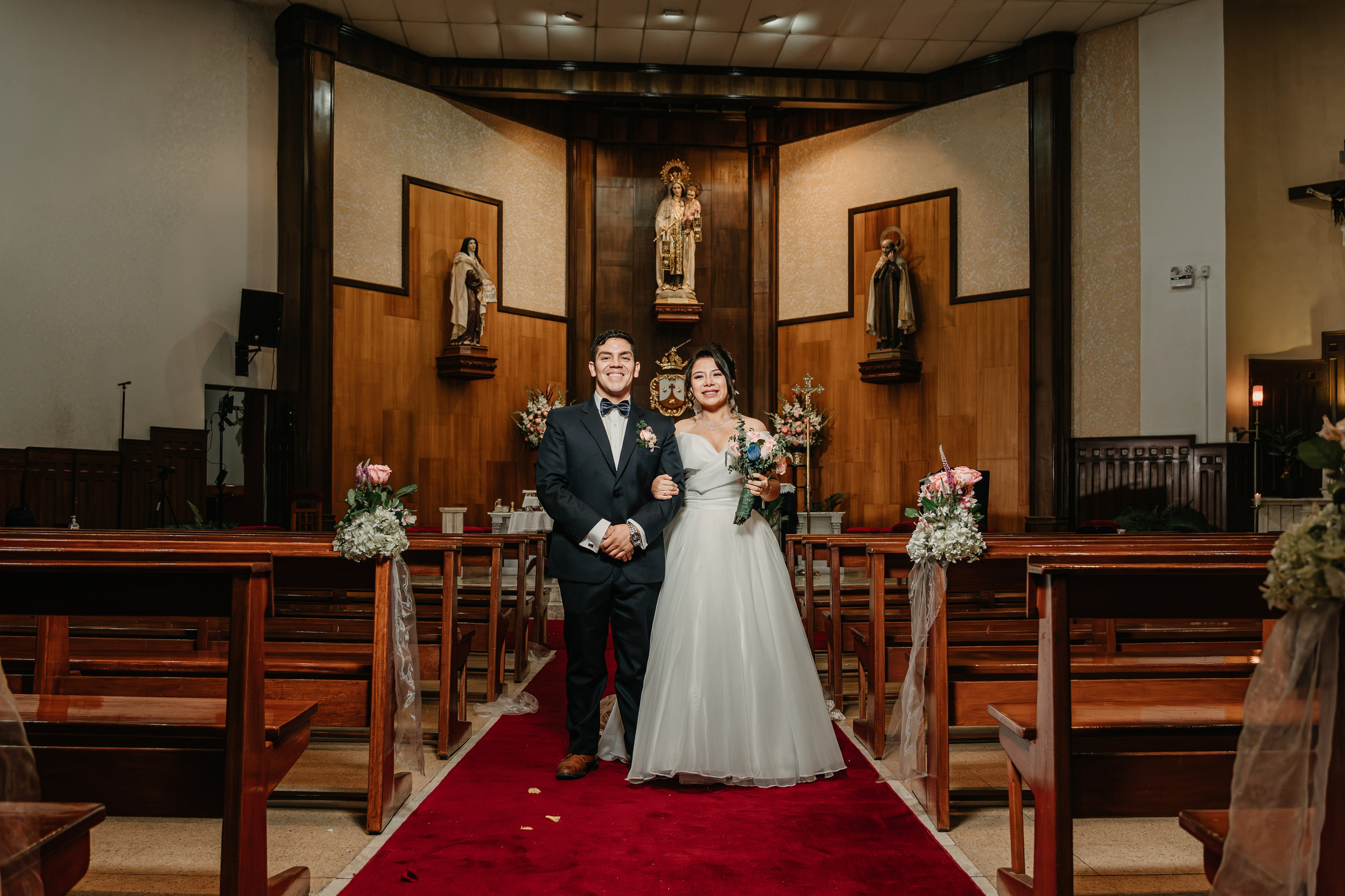 ALEJANDRA + RODRIGO BODA RELIGIOSA. Studio KVTA | Fotografía y Video de Bodas en Arequipa