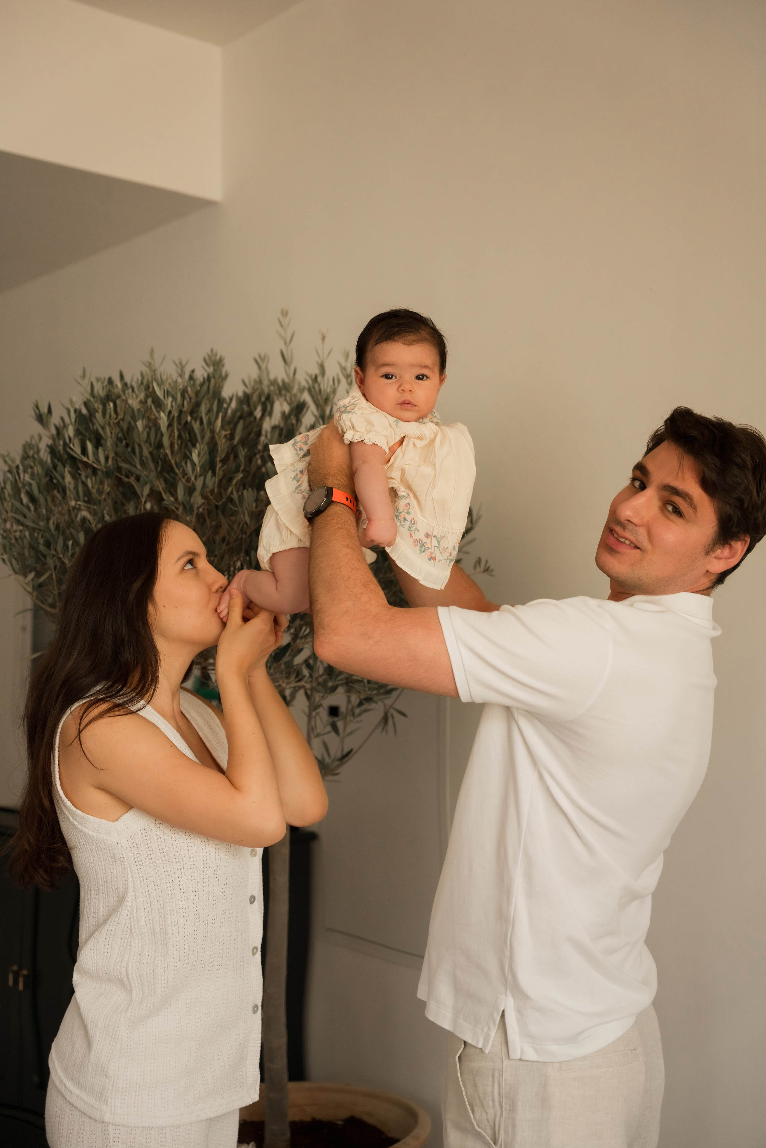 Our little family story. Angela Iakovleva — Family Photographer in Dubai