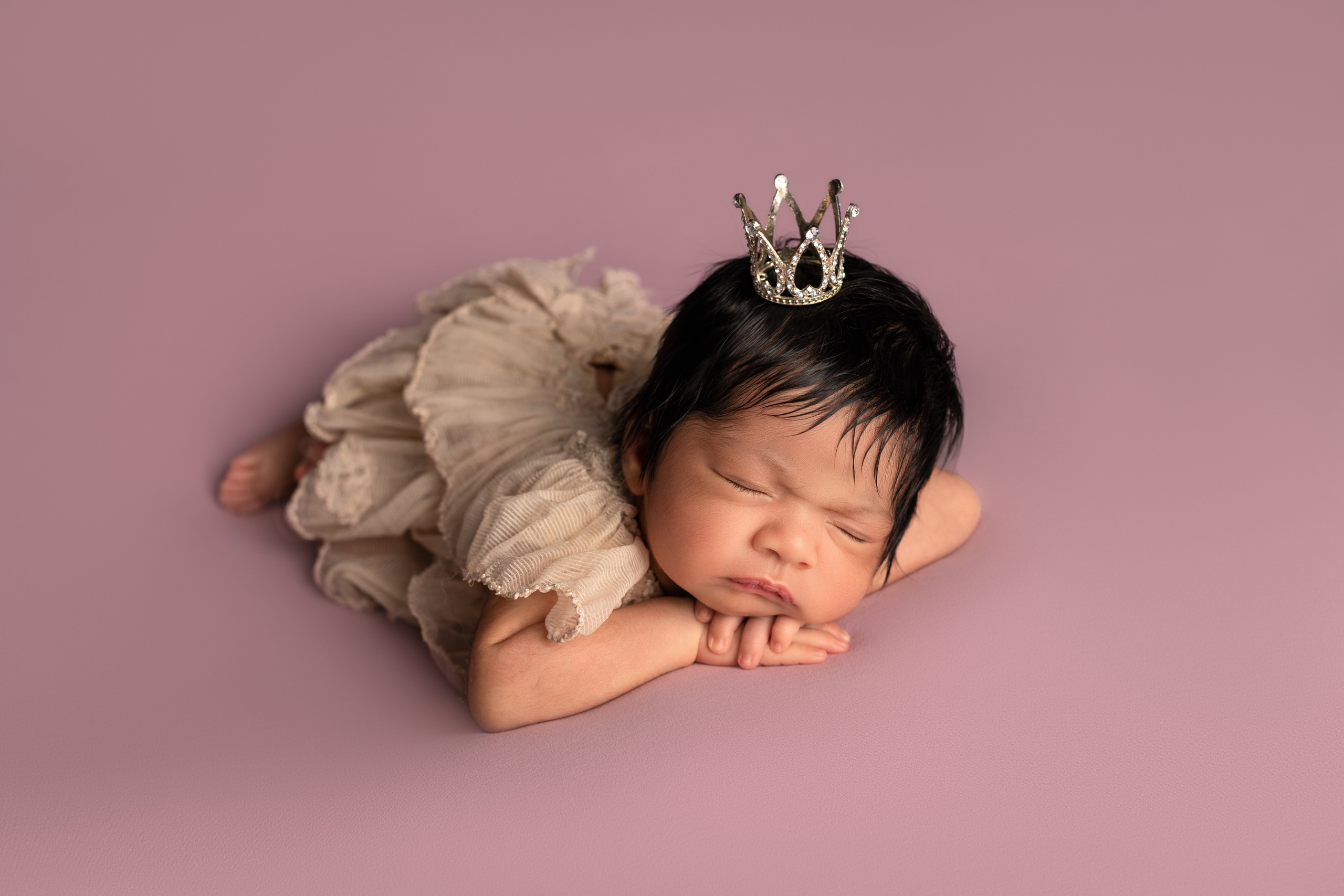 Newborn. Newborn photographer Sacramento