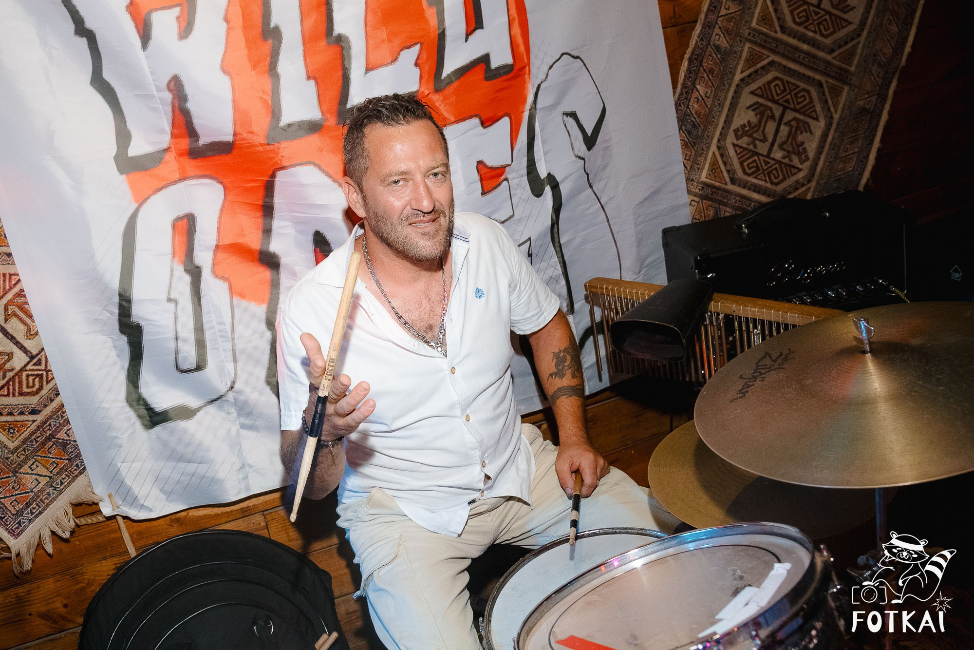 Dirty Picks — Concert Photos at El Paso Bar, Torrevieja, 2026 | FOTKAI