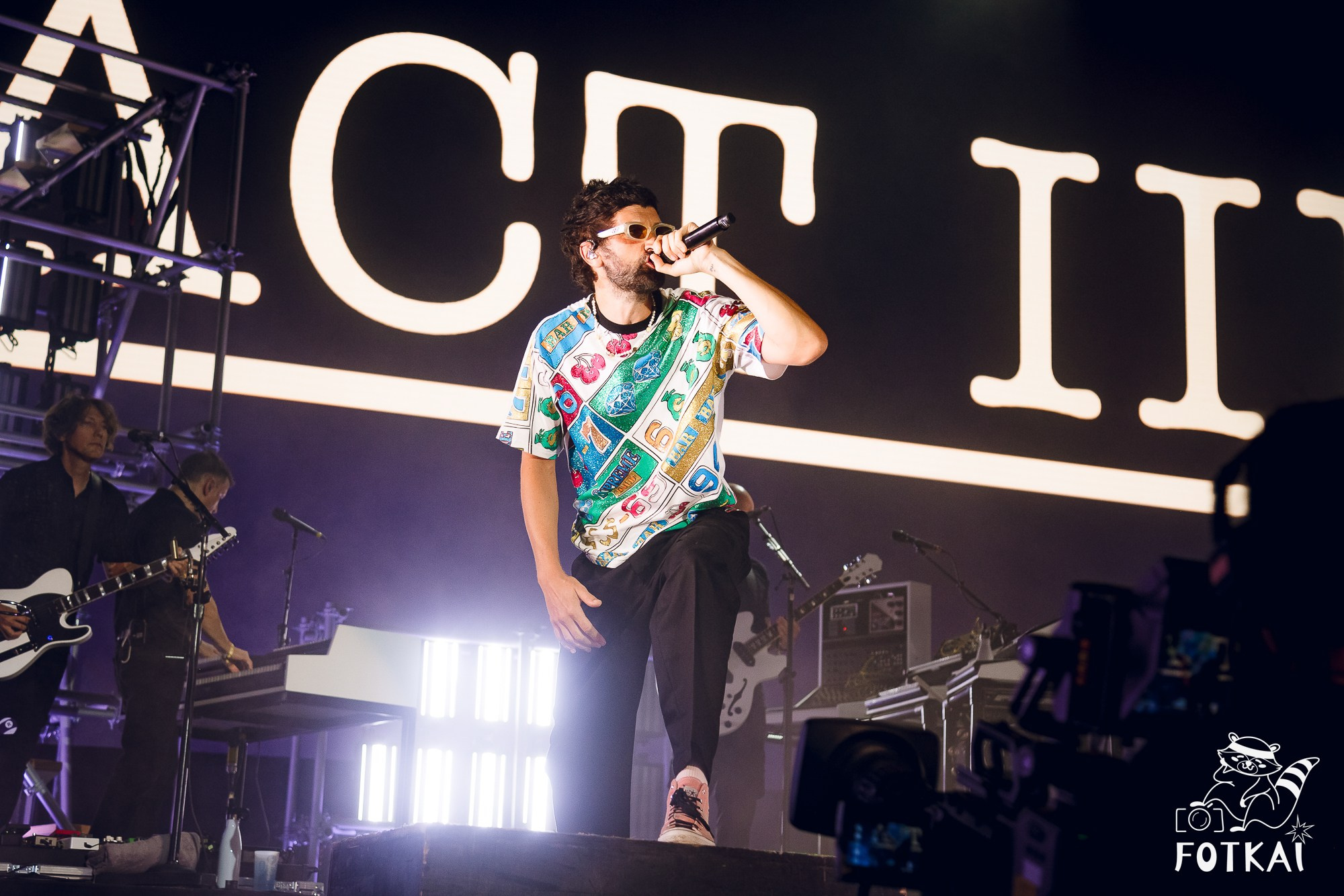 Low Festival 2026 — Full Concert Photo Report from the Opening Night in Torrevieja | FOTKAI