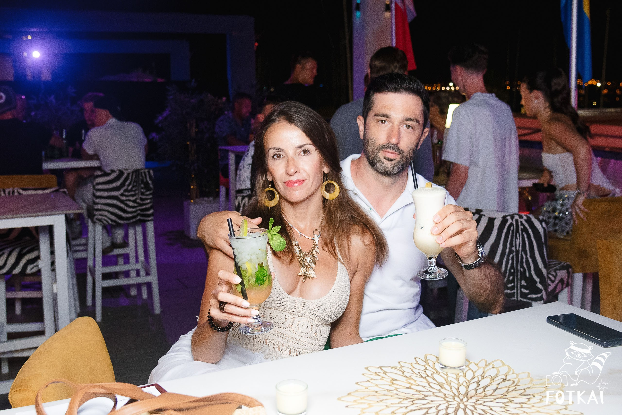 The Sunset Lounge Bar: Reportaje fotográfico 15.08.25 | FOTKAI