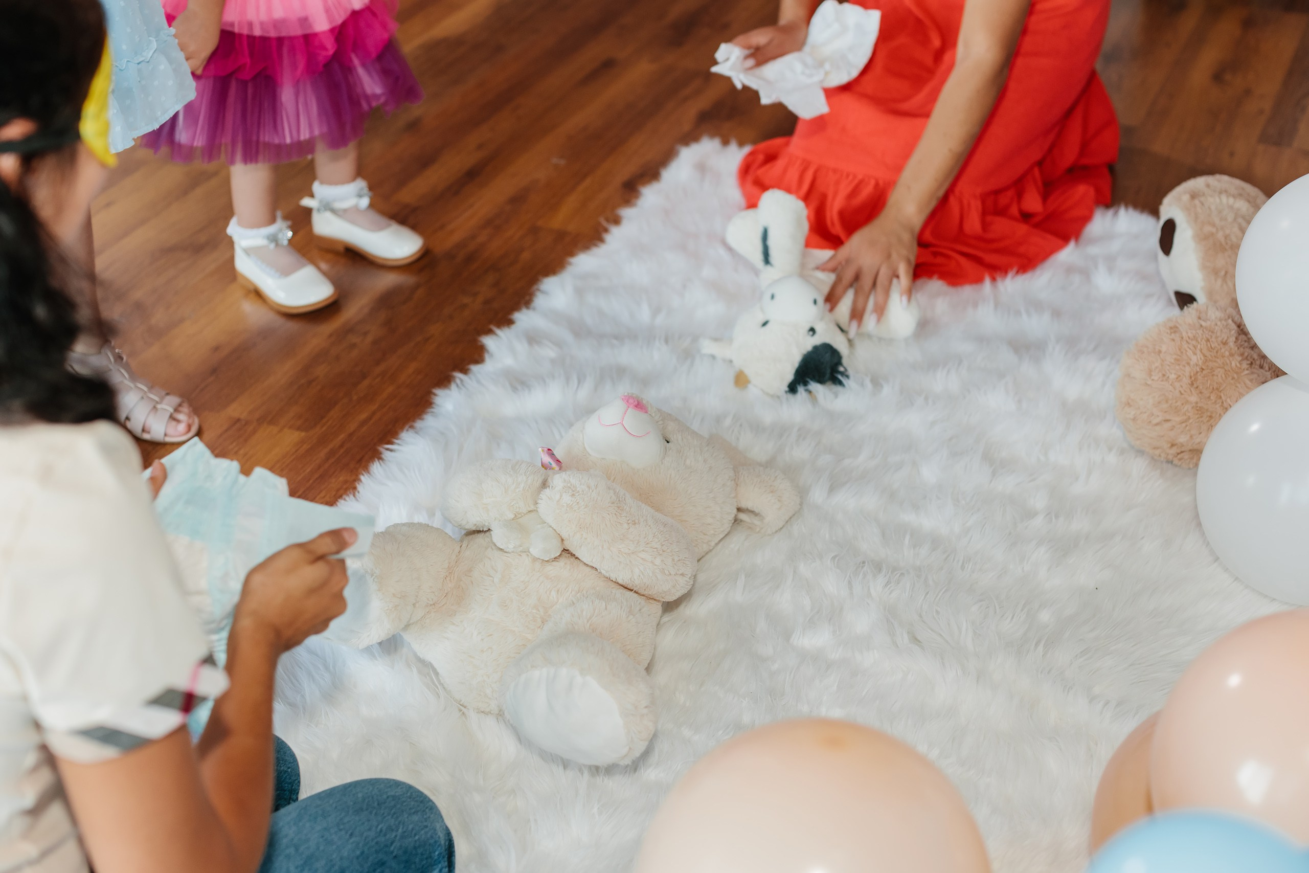 10.01.2022 Baby shower. Wedding family event photographer in Chicago Nick Yushevich