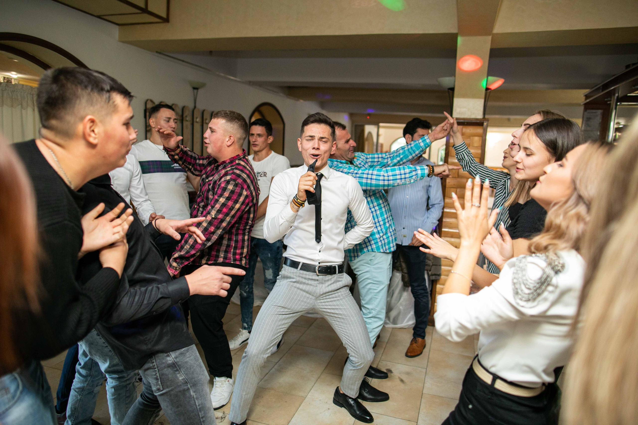 Majorat Alin. Contrast Studio