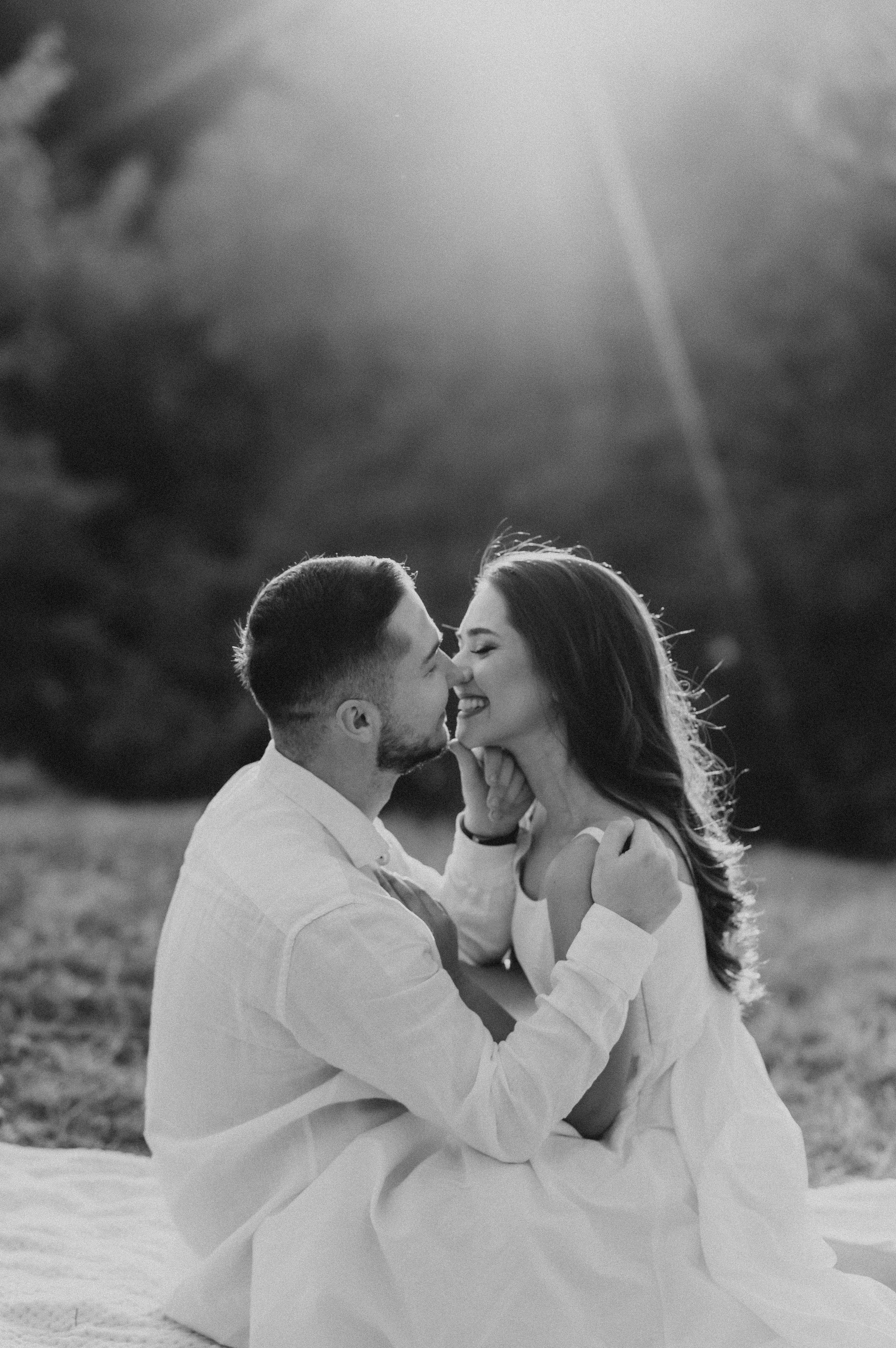 Sedinta foto save the date la apus. Proud Vision Weddings | Wedding Photography & Film — Servicii profesionale Foto Video Nunta Iasi