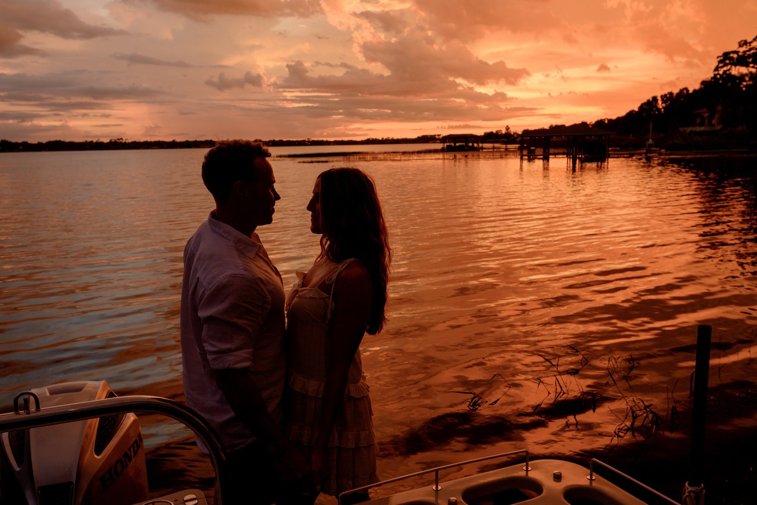 Where Love Meets Golden Light — A Romantic Boat Photoshoot in Florida