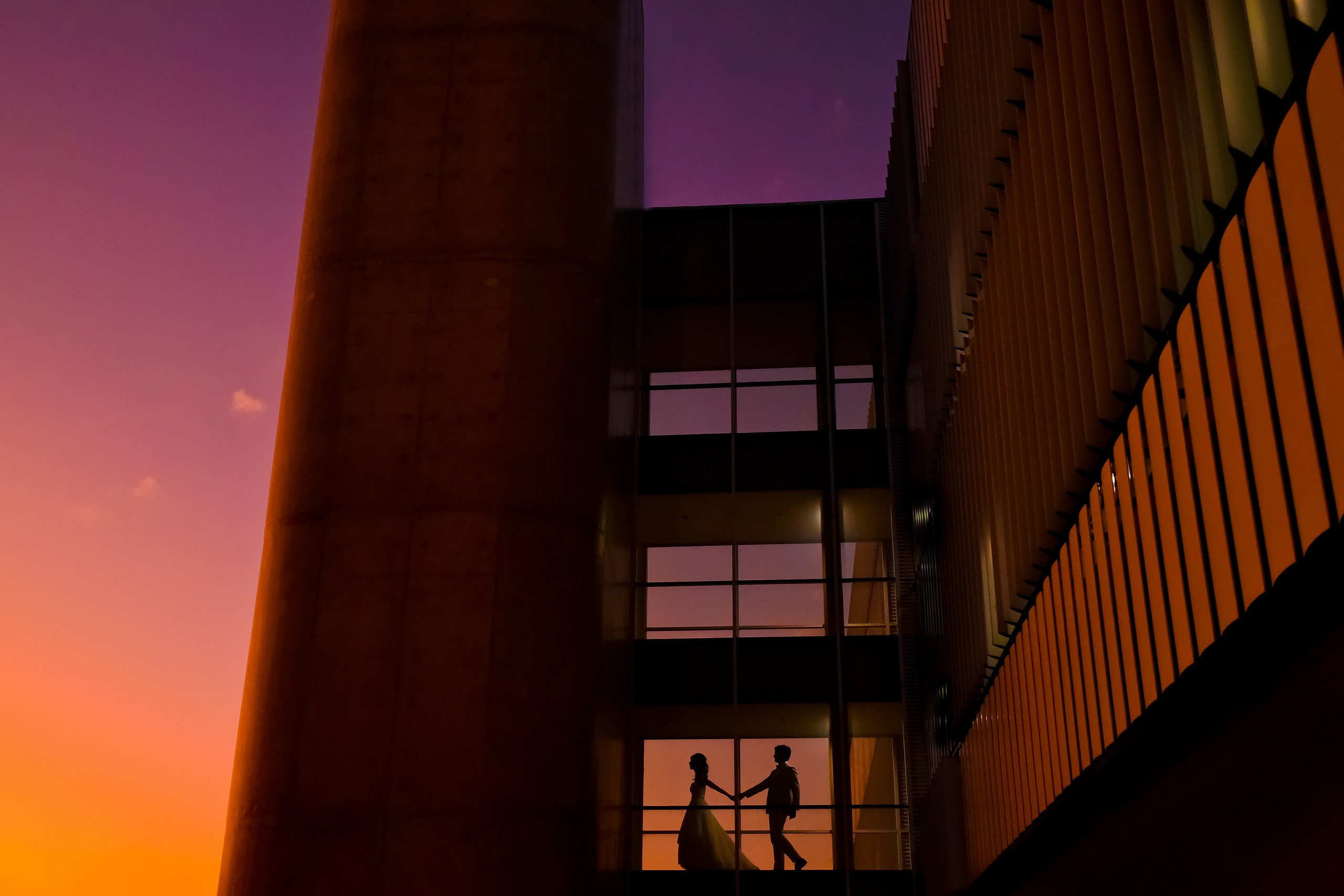 Trash The Dress. Wedding photographer in Orlando, Boston & New York Anderson Marques