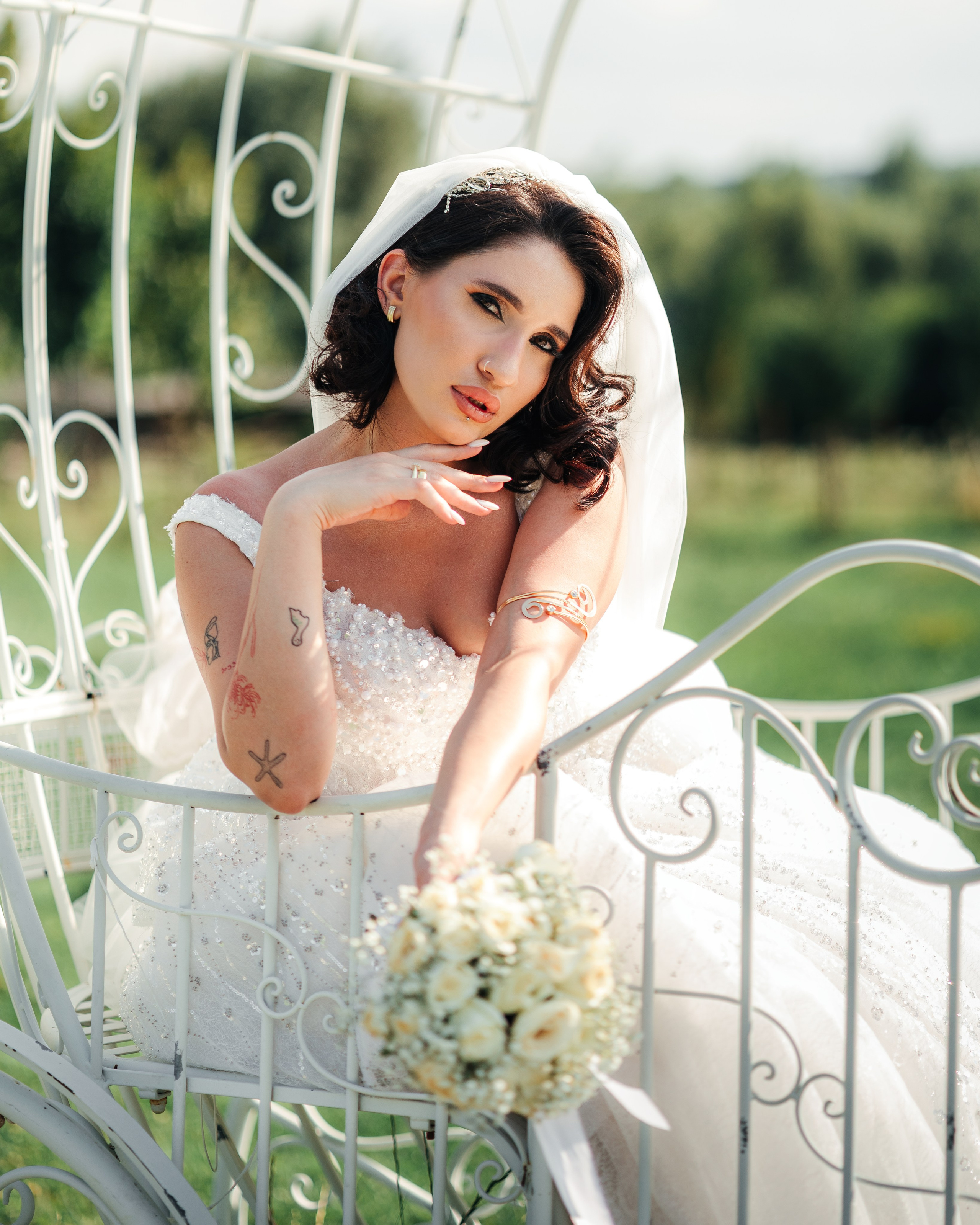 Nikusha & Tato. Bspander