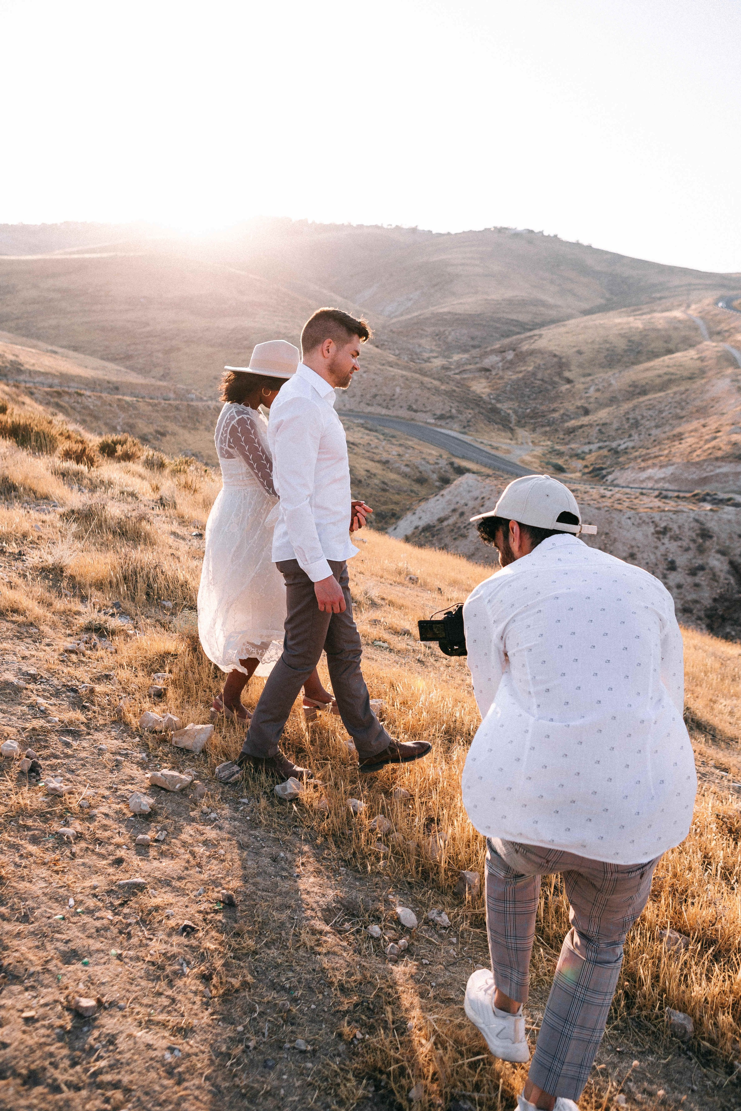 PHOTO SESSION IN THE DESERT NEAR MAALE ADUMIM. PHOTOGRAPHER IN ISRAEL
