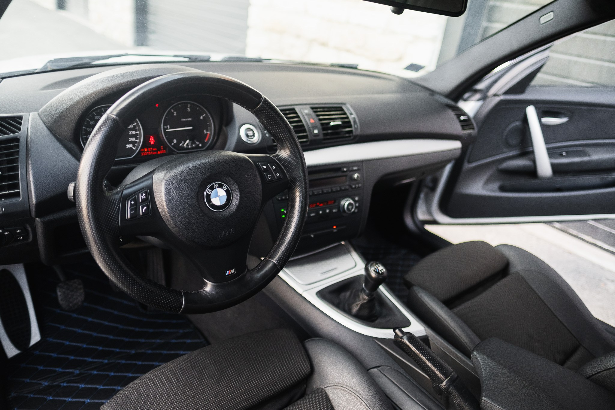 BMW E82. LOHA VISUALS — AUTOMOTIVE PHOTOGRAPHY