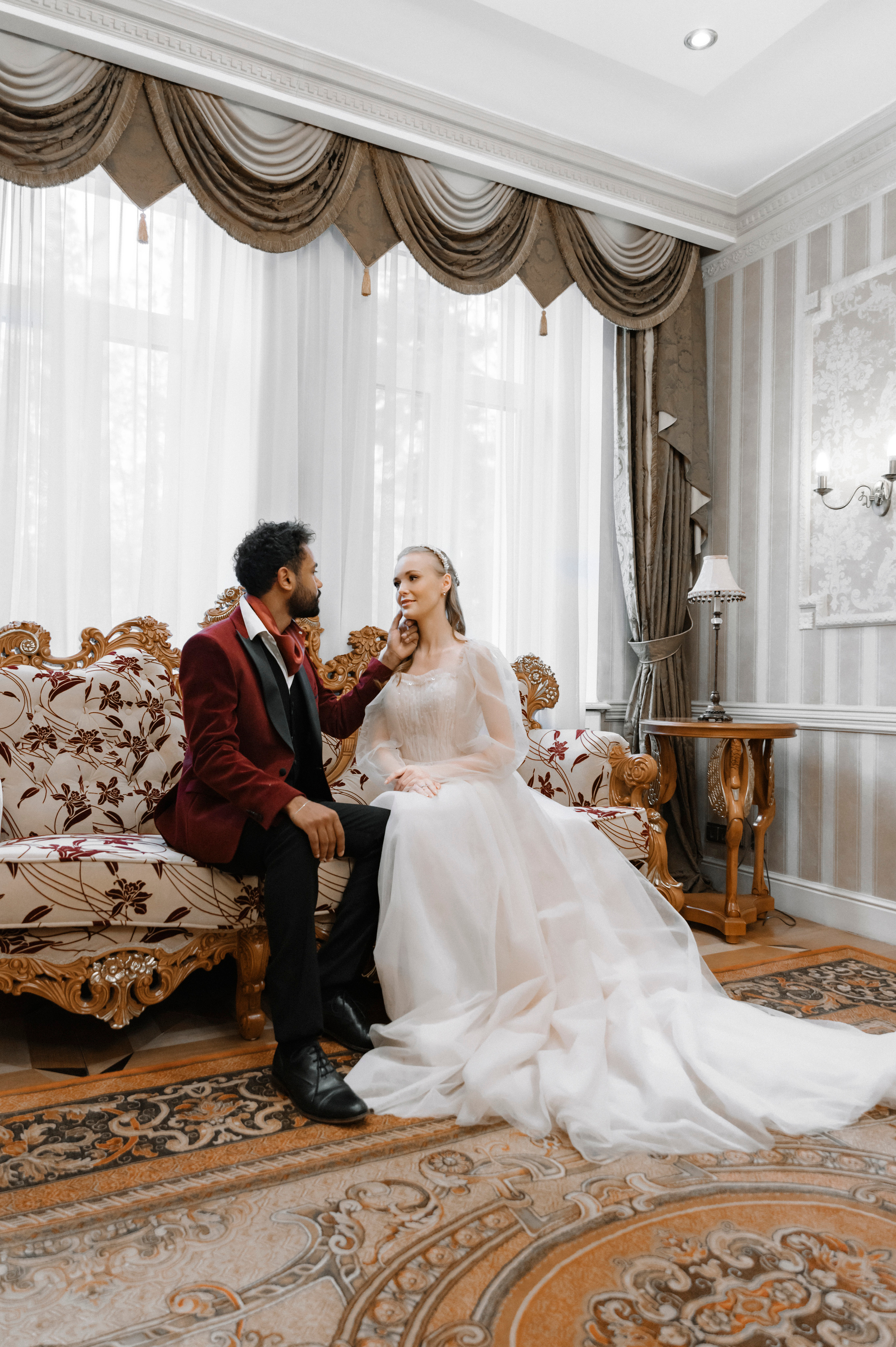 Bridgertonów. Kreatywność na granicy wesela. Fotograf w Krakowie/Europie Weronika Stoma