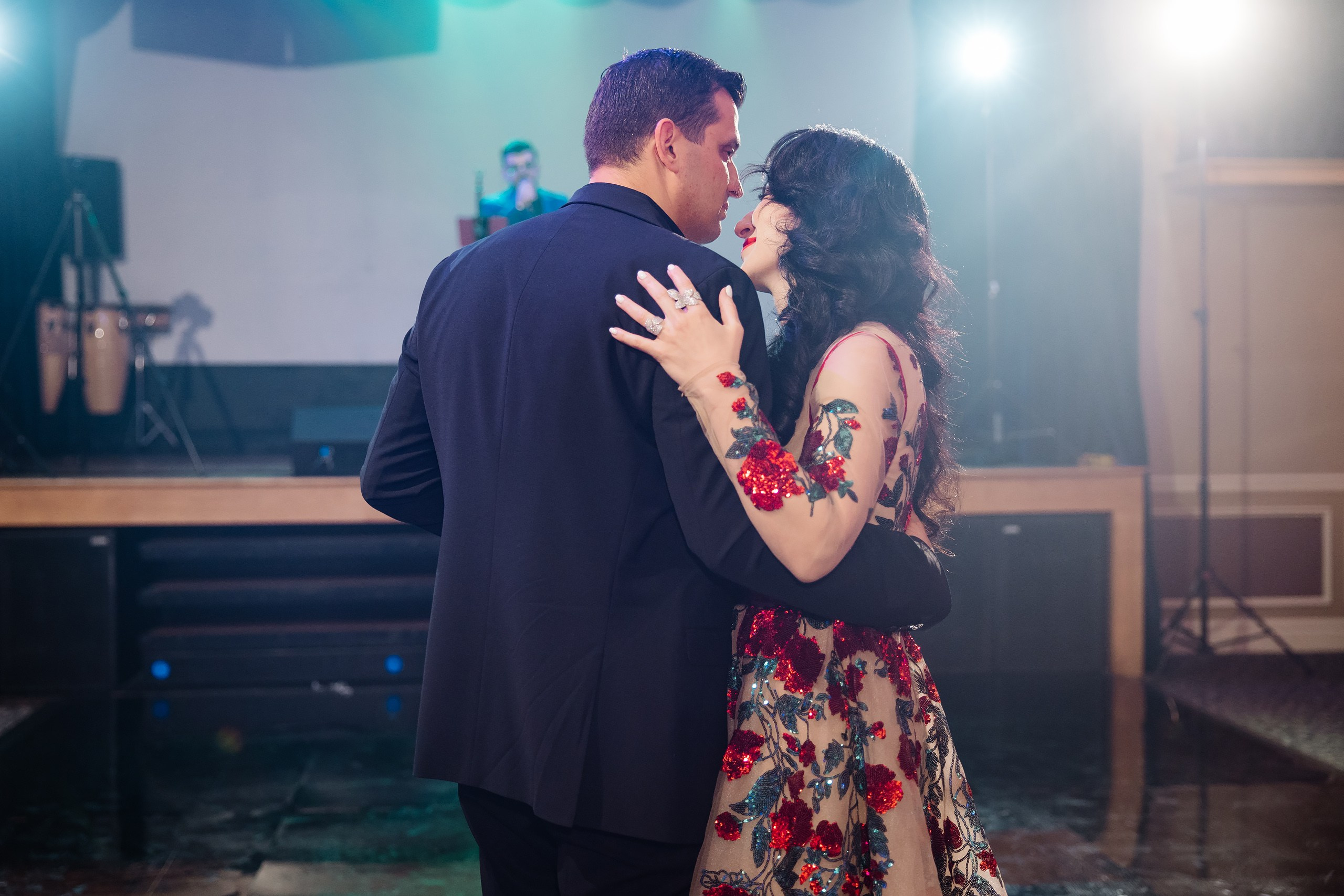 04.13.2025 First birthday. Wedding family event photographer in Chicago Nick Yushevich