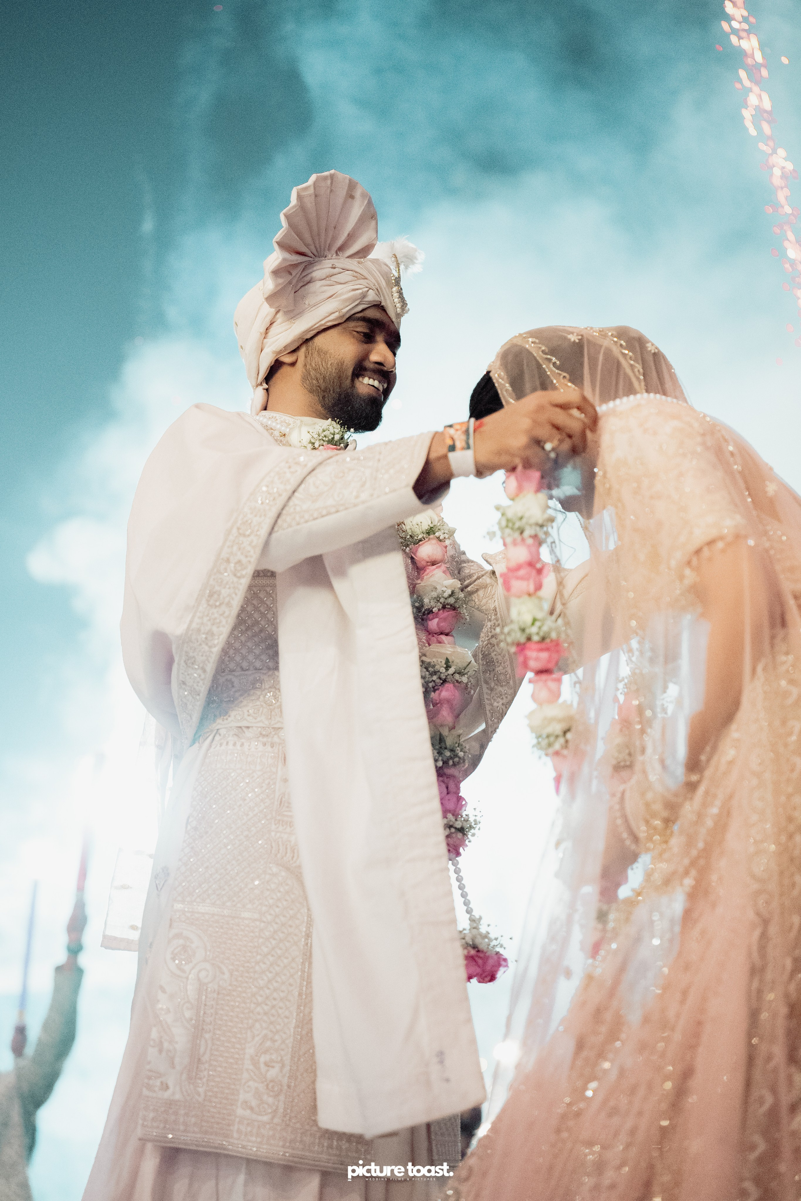 Gujarathi Wedding! Ft. Sahil & Thanima. Fine art Wedding Photographers in India & Canada