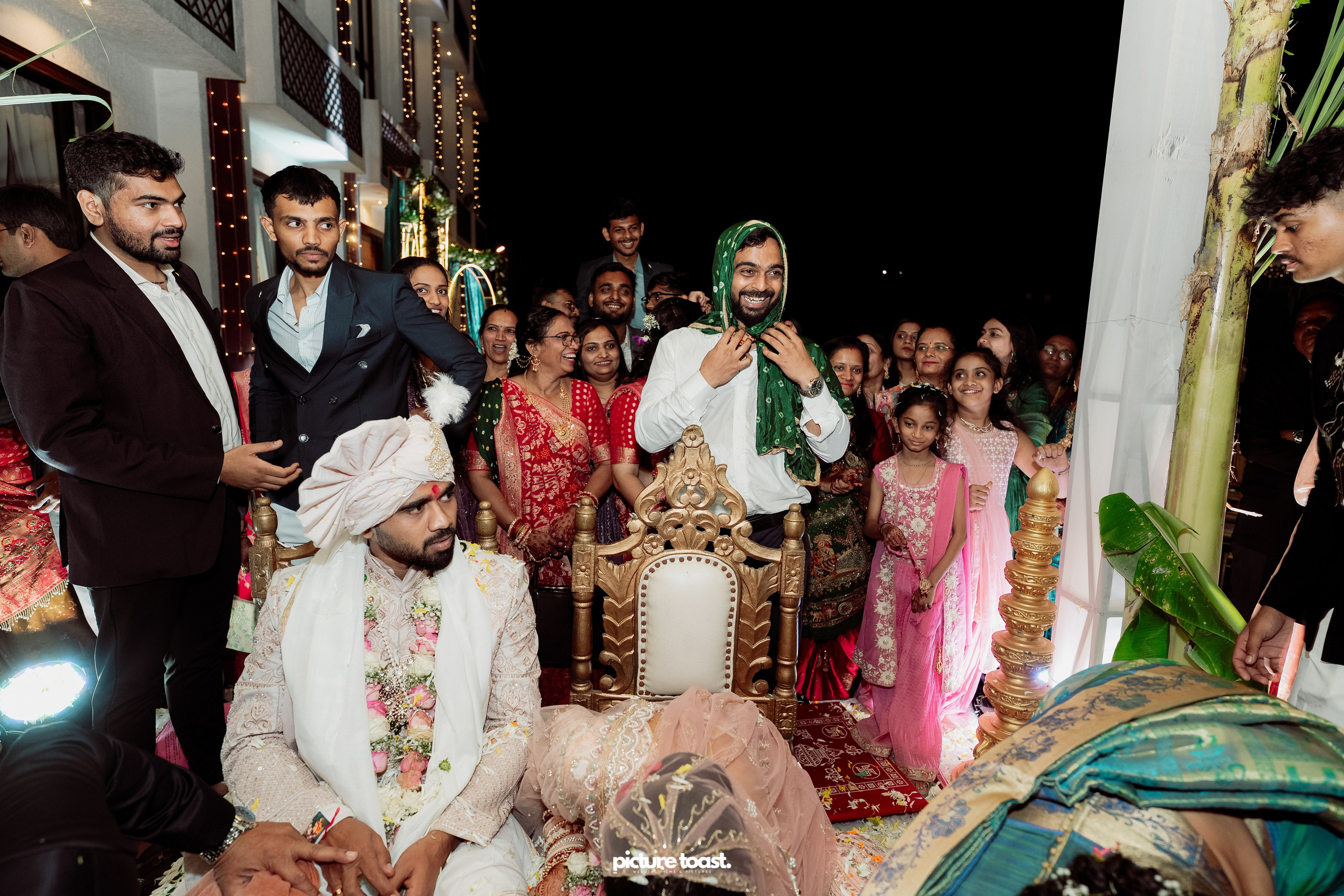 Gujarathi Wedding! Ft. Sahil & Thanima. Fine art Wedding Photographers in India & Canada
