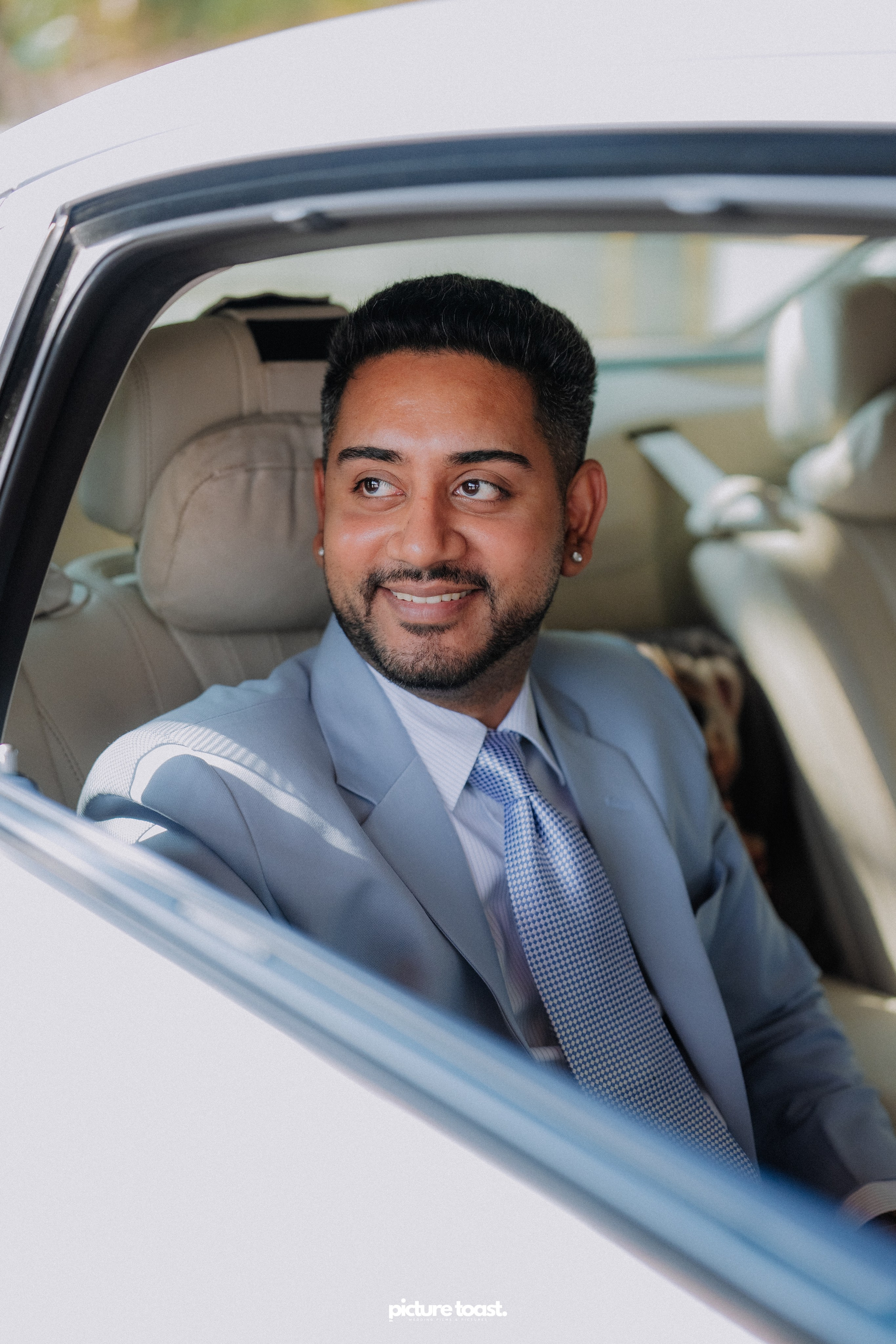 Blessing of Rajiv & Aashna. Fine art Wedding Photographers in India & Canada