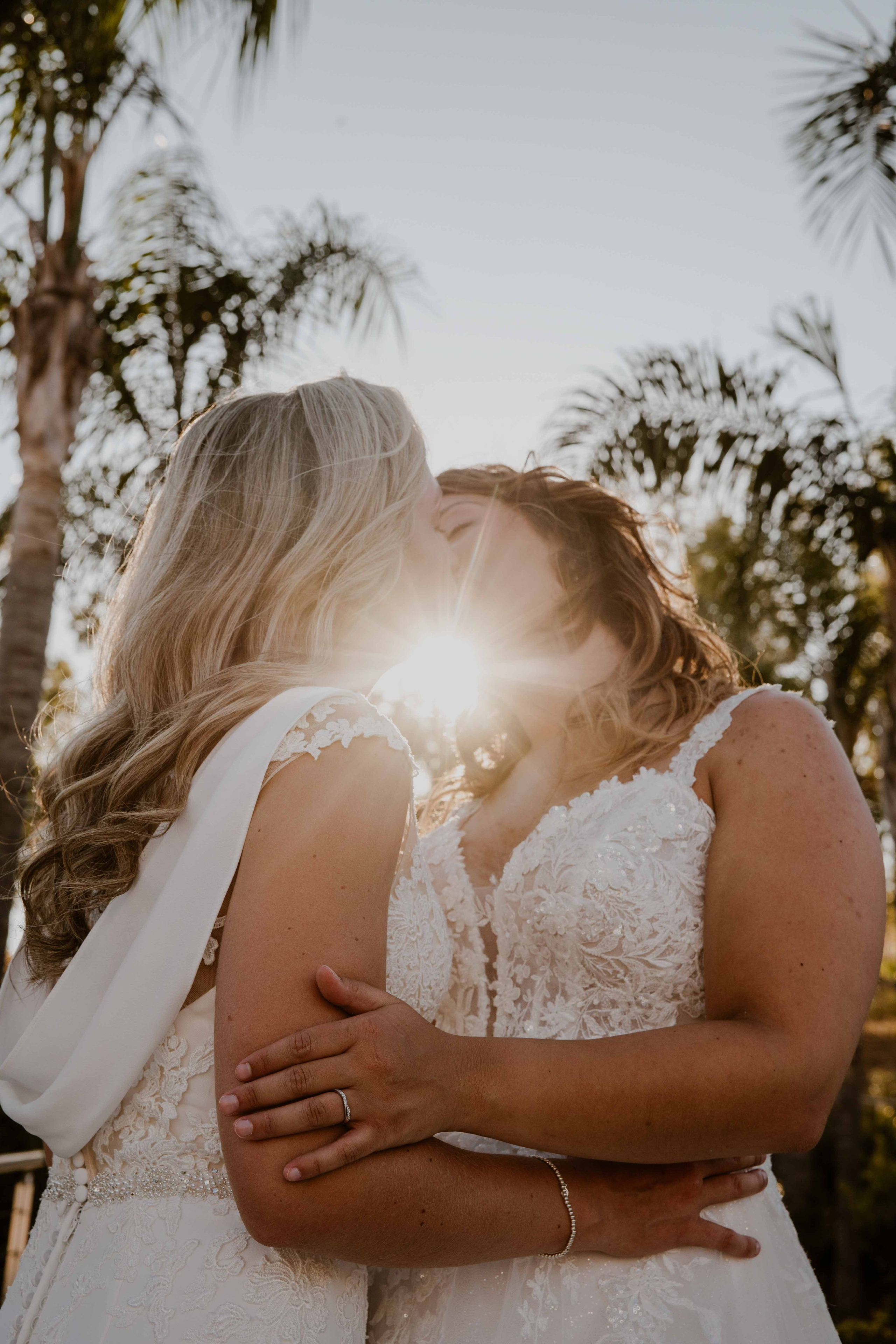 | Carly & Eimer |. Photography in Rhodes