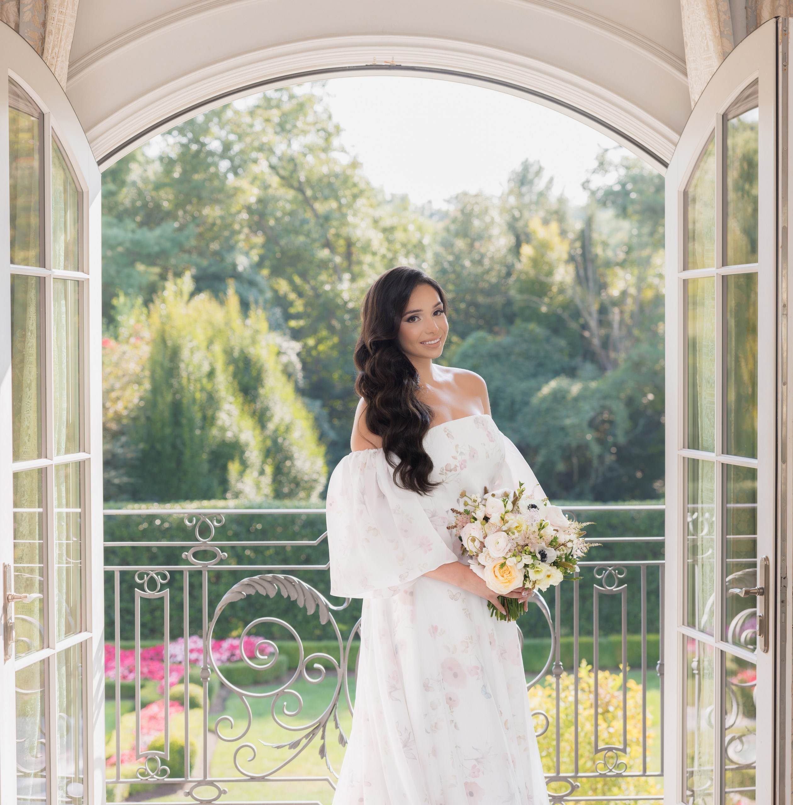 Park Chateau. Luxury Wedding Photography and Cinematography