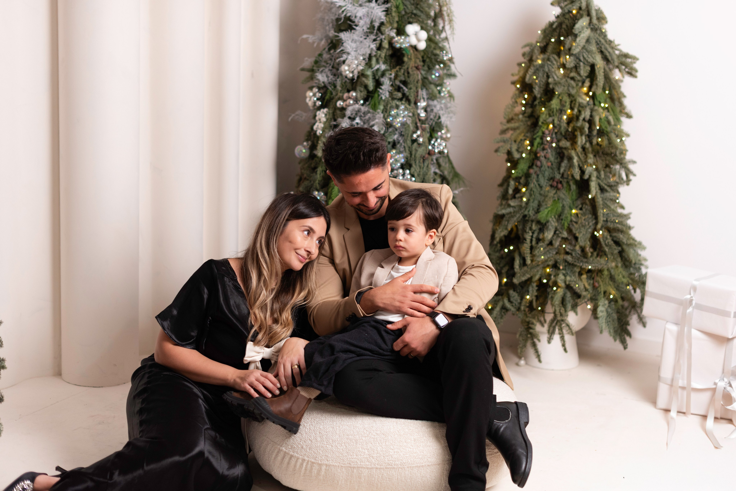 Family. Fotograf de nou-nascuti, maternitate si familie din Brasov