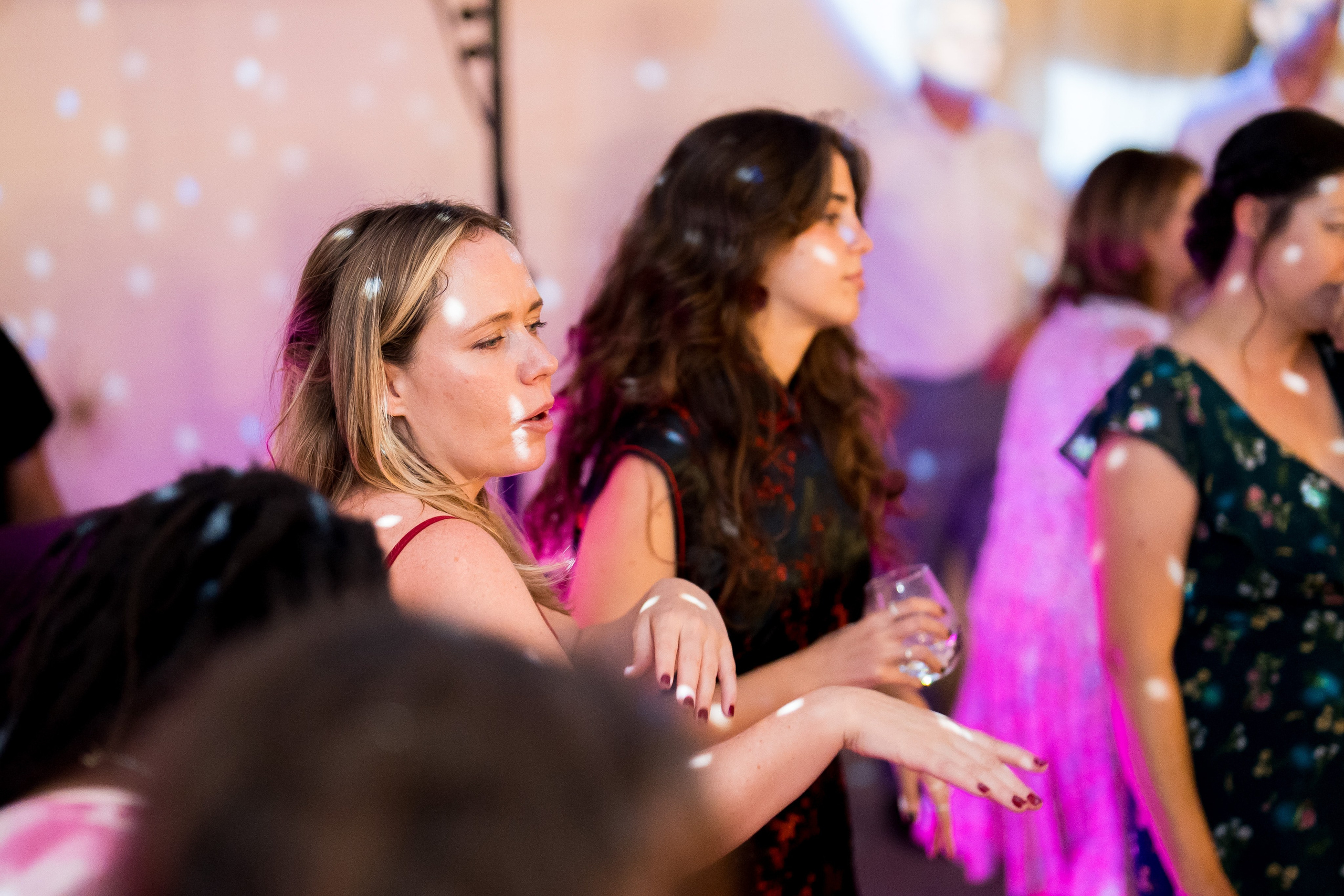 PARTY. Gabriel Florea — Fotograf nuntă București