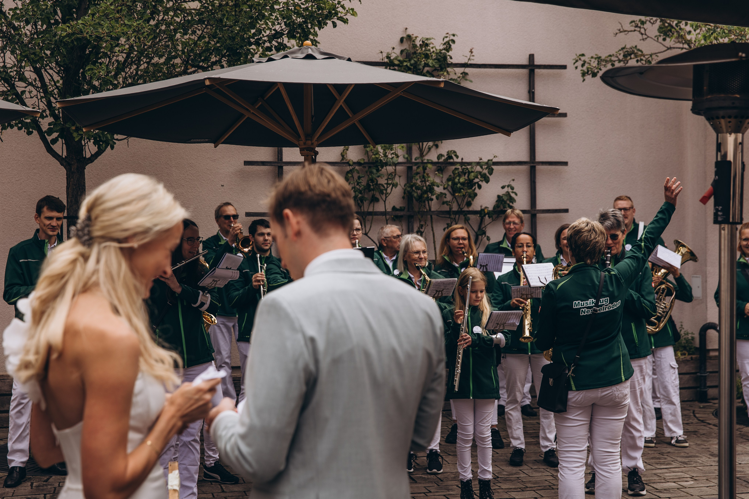 Svetlana and Yann. Hochzeitsgeschichten – Professionelle Hochzeitsfotografie & Videografie in Deutschland, Italien, Spanien und ganz Europa