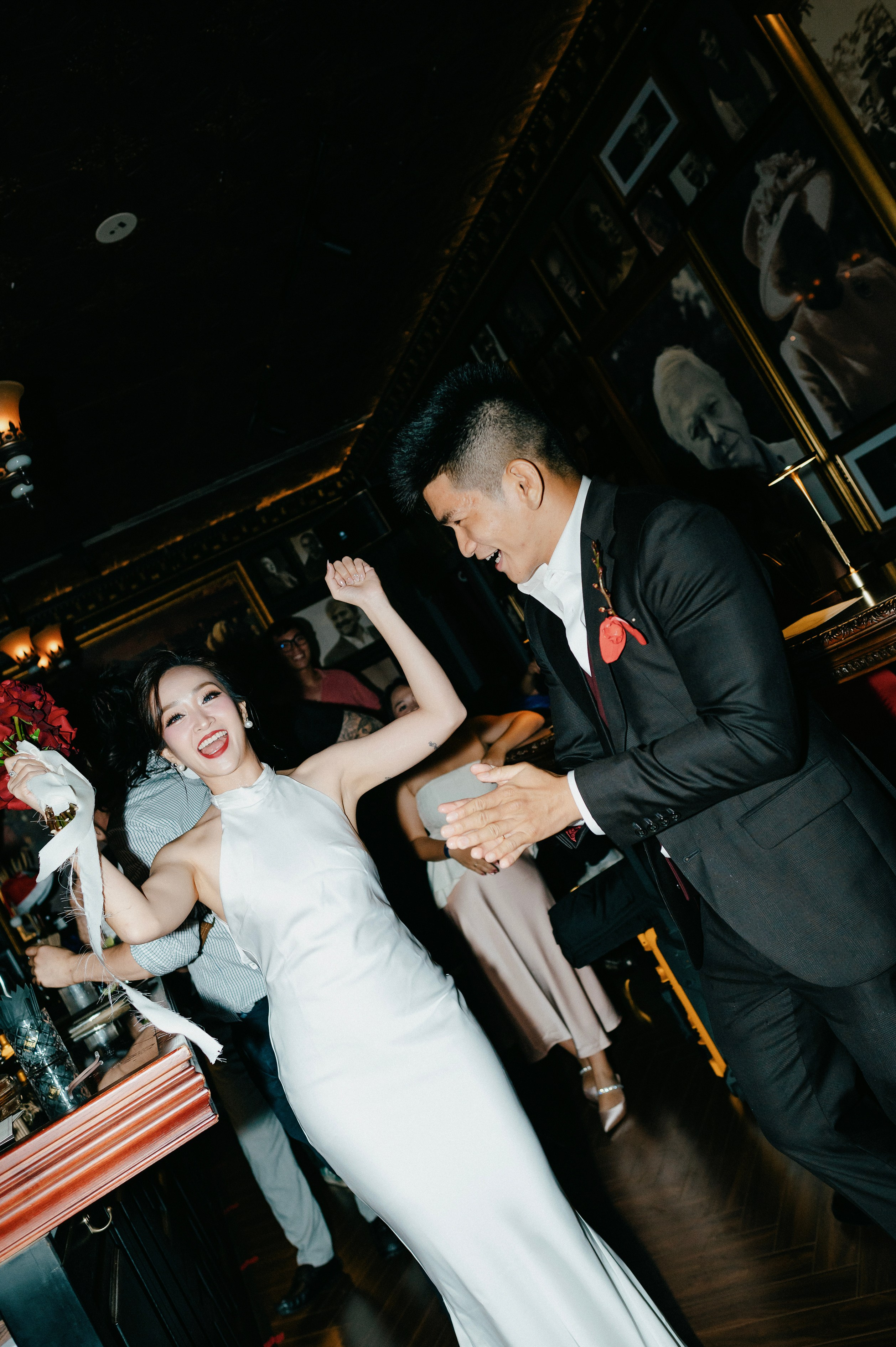 HIEP & TRINH / After wedding. Nhiếp ảnh gia đám cưới hàng đầu tại Thành Phố Hồ Chí Minh