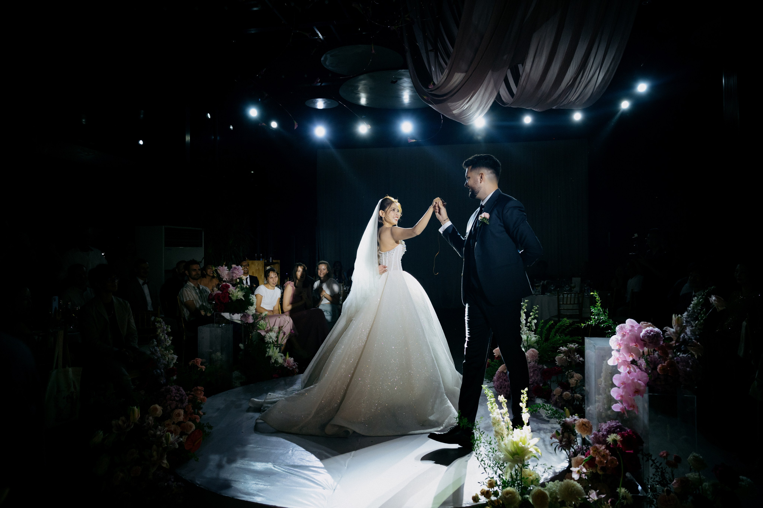 D & K / Wedding Journalism. Nhiếp ảnh gia đám cưới hàng đầu tại Thành Phố Hồ Chí Minh
