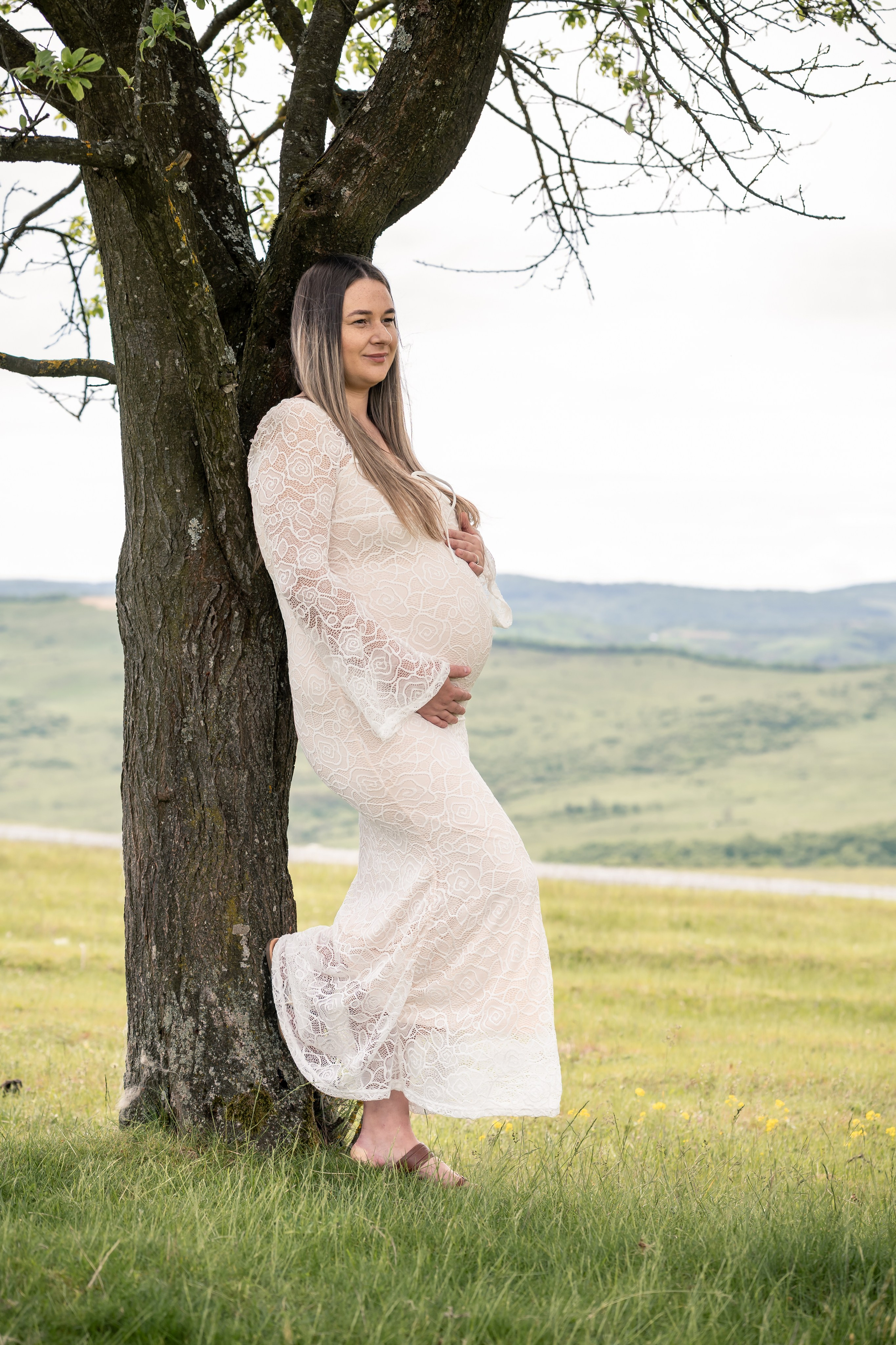 Ședință foto maternitate Cluj – Les Moments. Les Moments Photography — Fotograf stare civilă, botez și ședințe foto în Cluj-Napoca