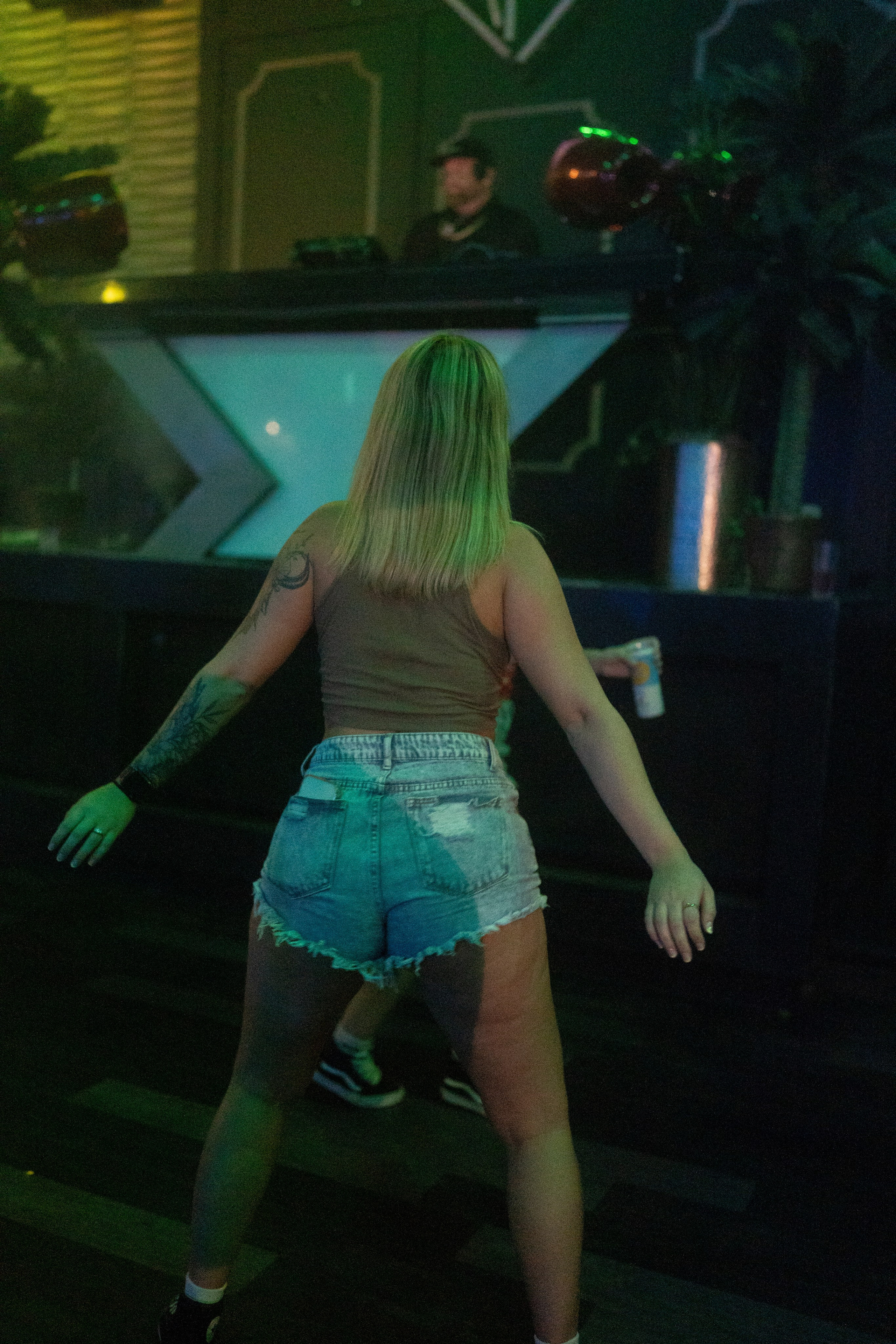 Aliens On Mushrooms & INVY Present: Shiba San. Ke’Ondris