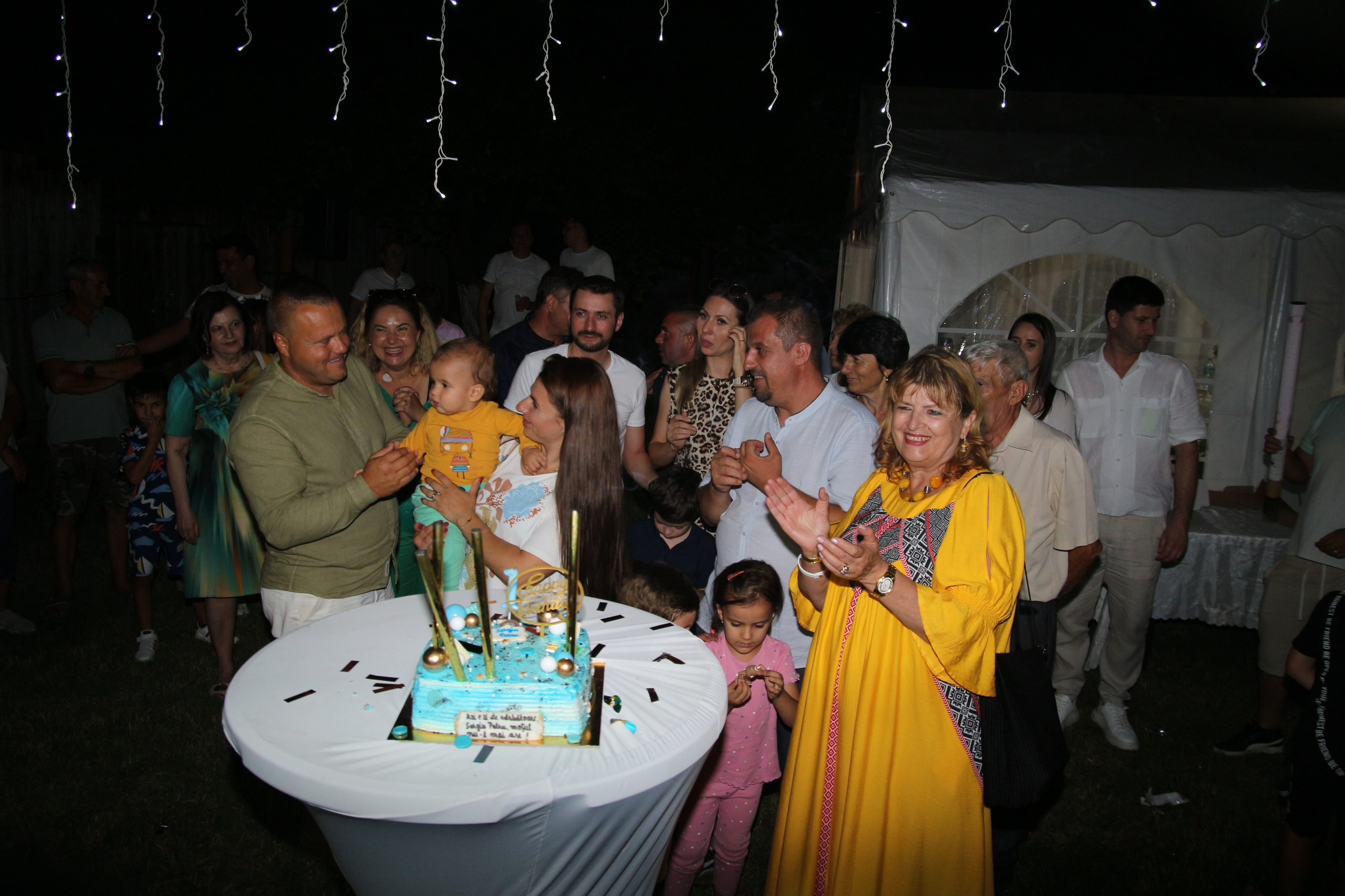 BYZO MEDIA. PETRU BYZO - family and children photographer in ROMANIA