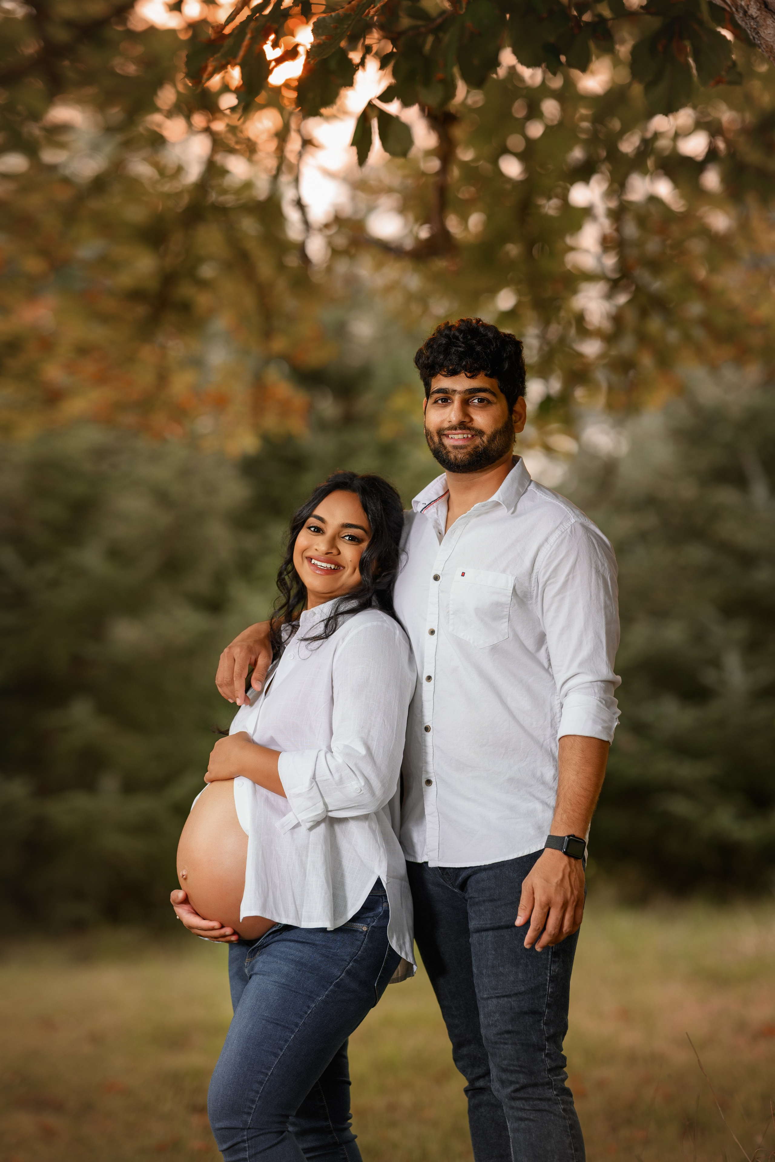 Grisha with her husband. Wedding & family photography in Seattle area. Helen Michelle photographer