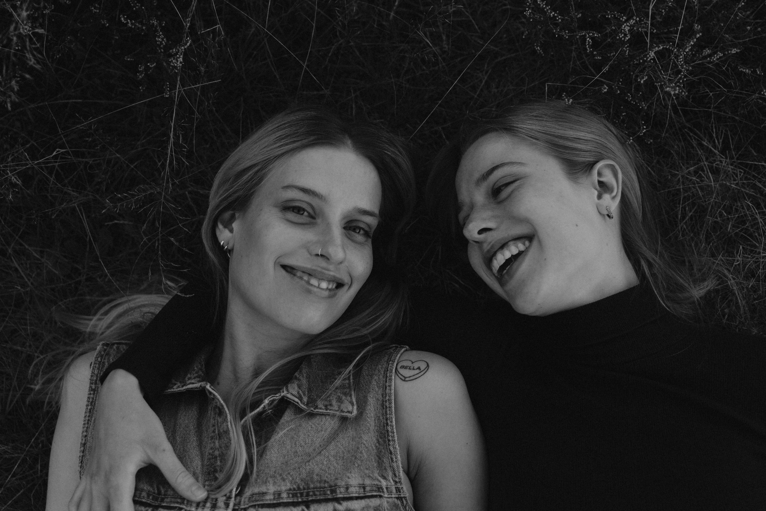 Sisters. Hilversum. True self