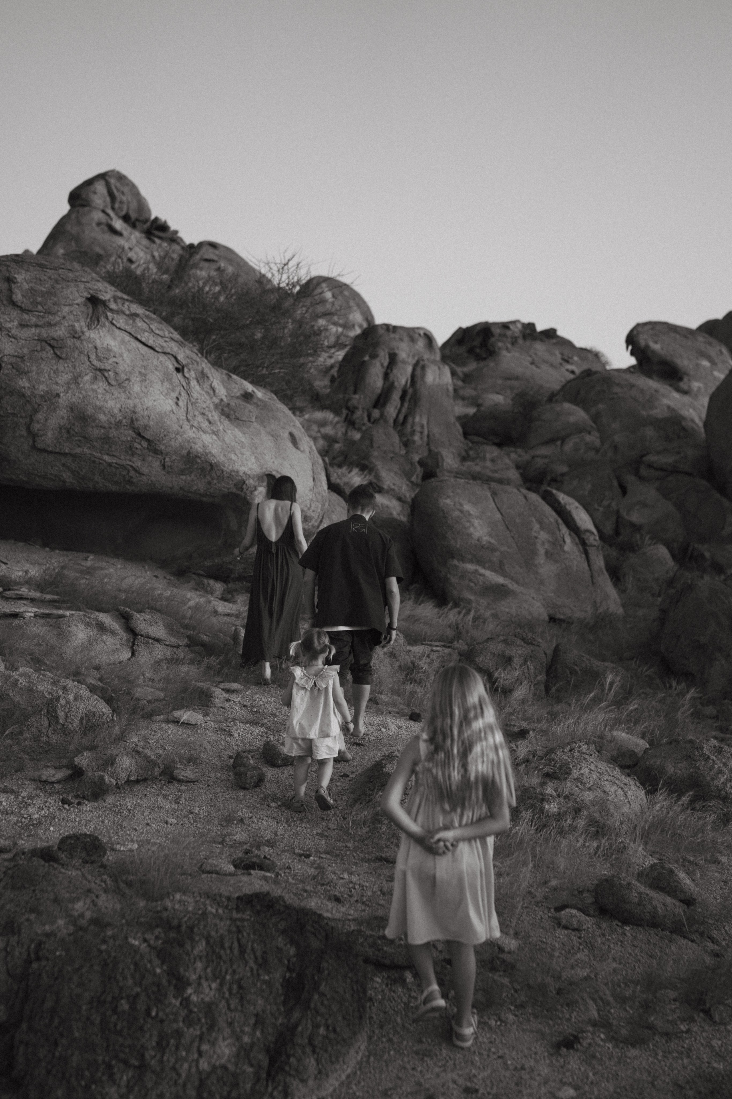 Khoroshilovs Family. Family photographer in Saudi Arabia