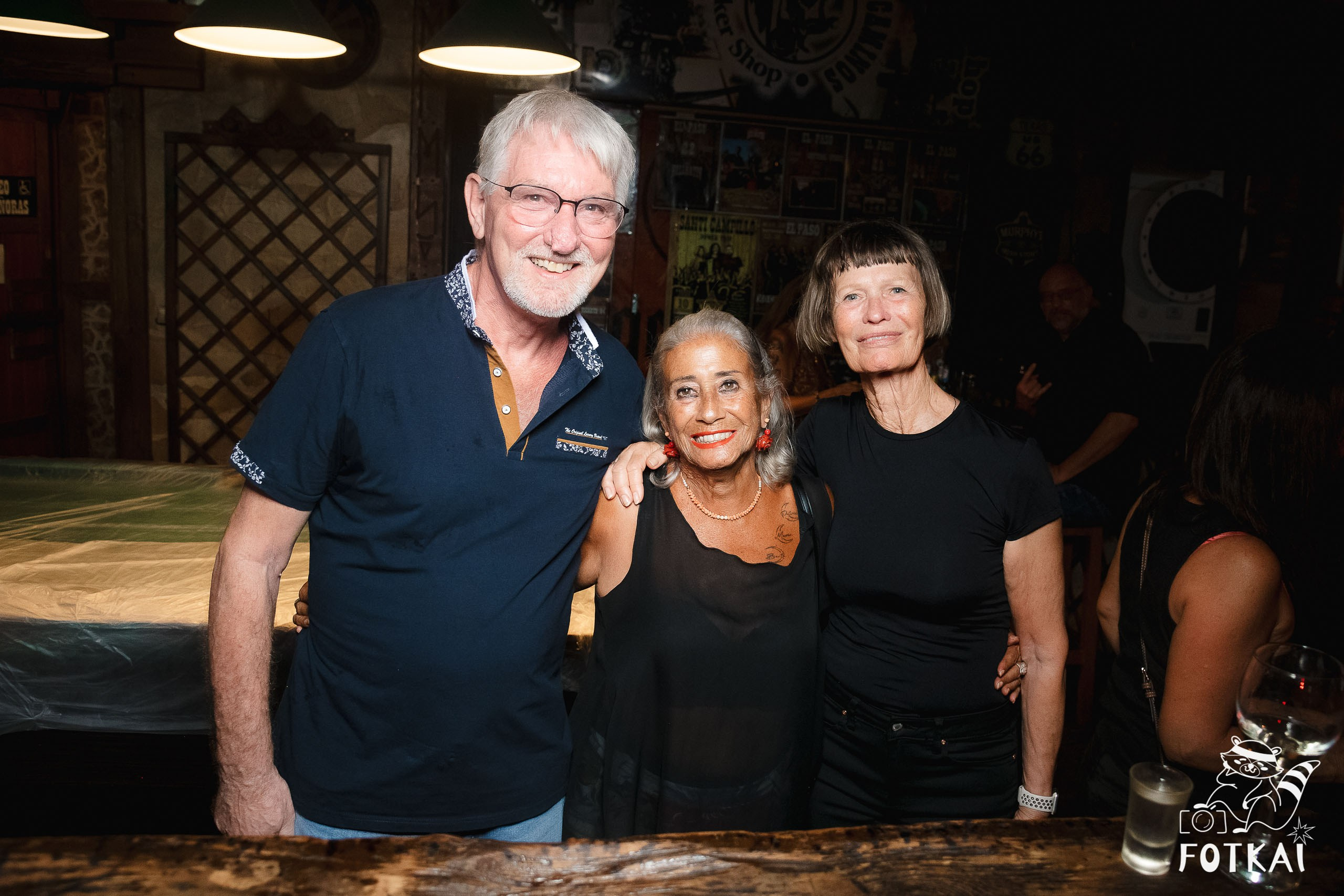 El Paso Rock Bar Torrevieja: Reportaje fotográfico 03.10.25 | FOTKAI