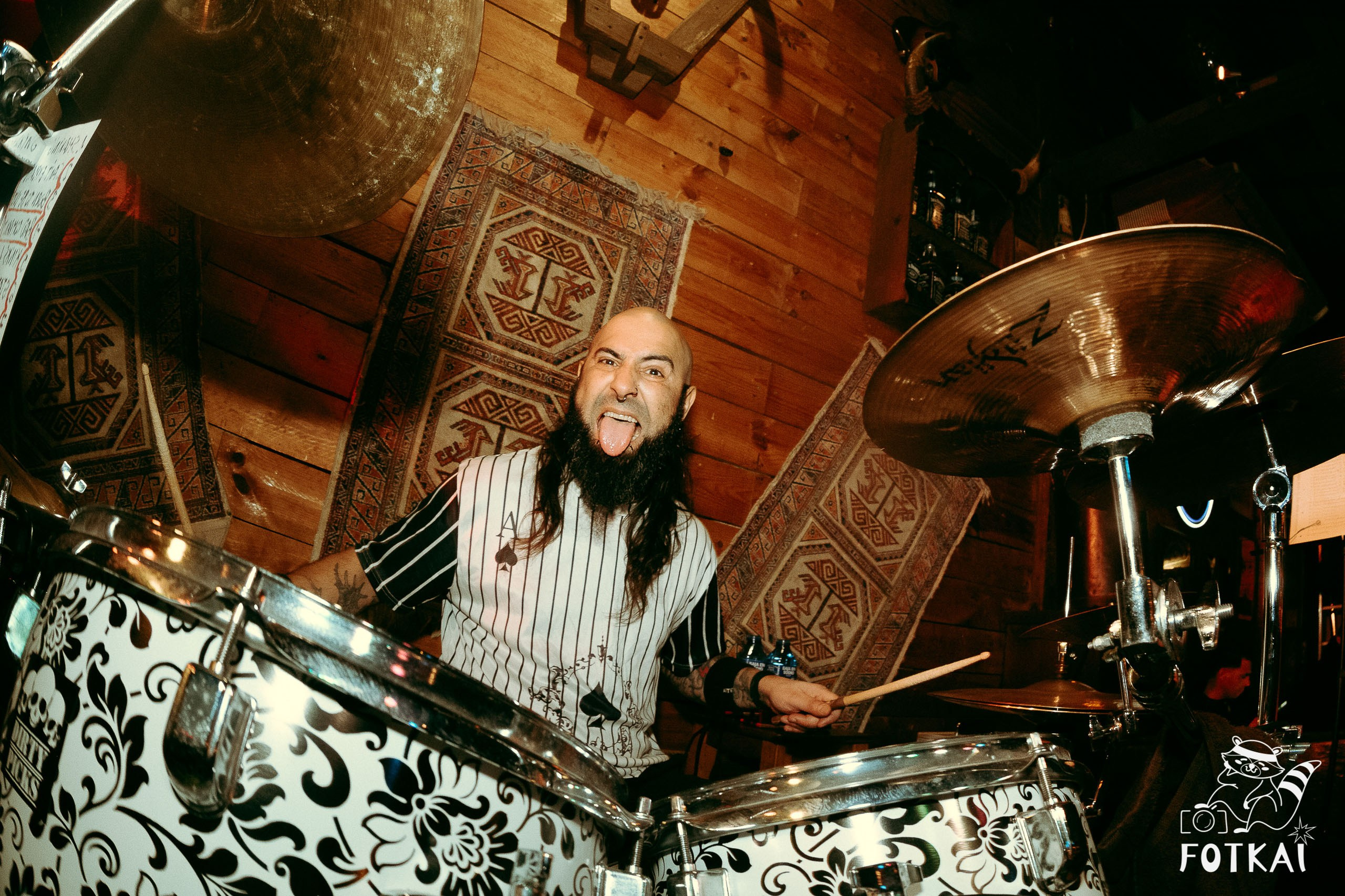 Dirty Picks en El Paso Bar Torrevieja: fotorreportaje punk y garage rock · 24 de enero | FOTKAI