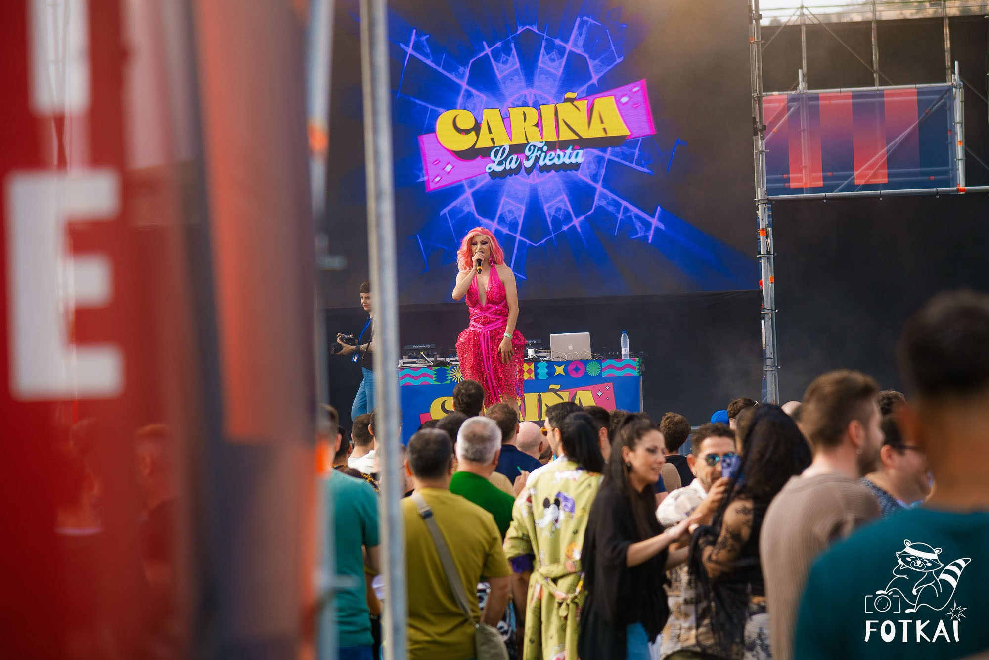 Cariña La Fiesta 2.0 — Fotos del evento en El Muelle Live, Alicante, 2026 | FOTKAI