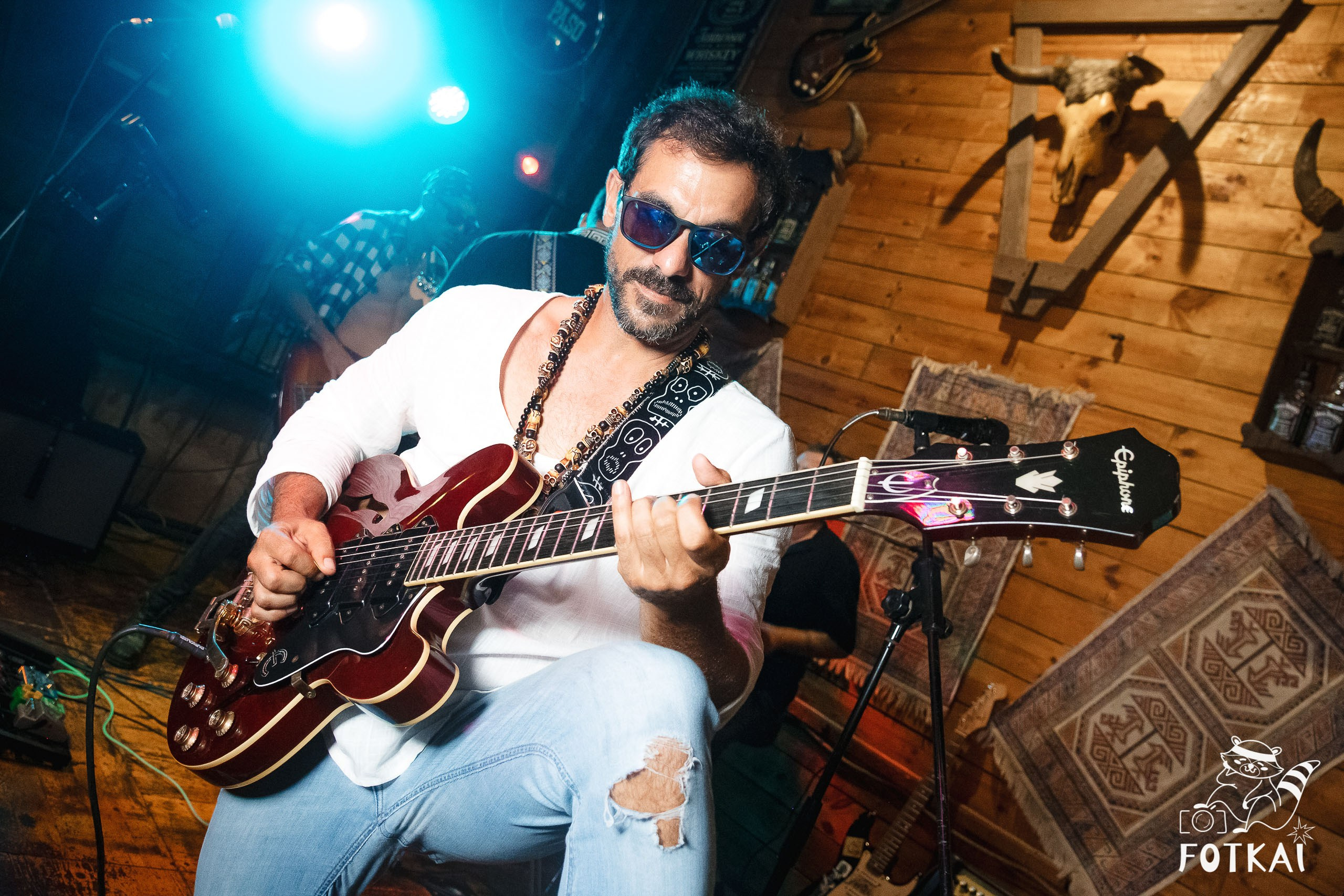 Stones of the Coast en El Paso Rock Bar Torrevieja: Reportaje fotográfico 20.09.25 | FOTKAI