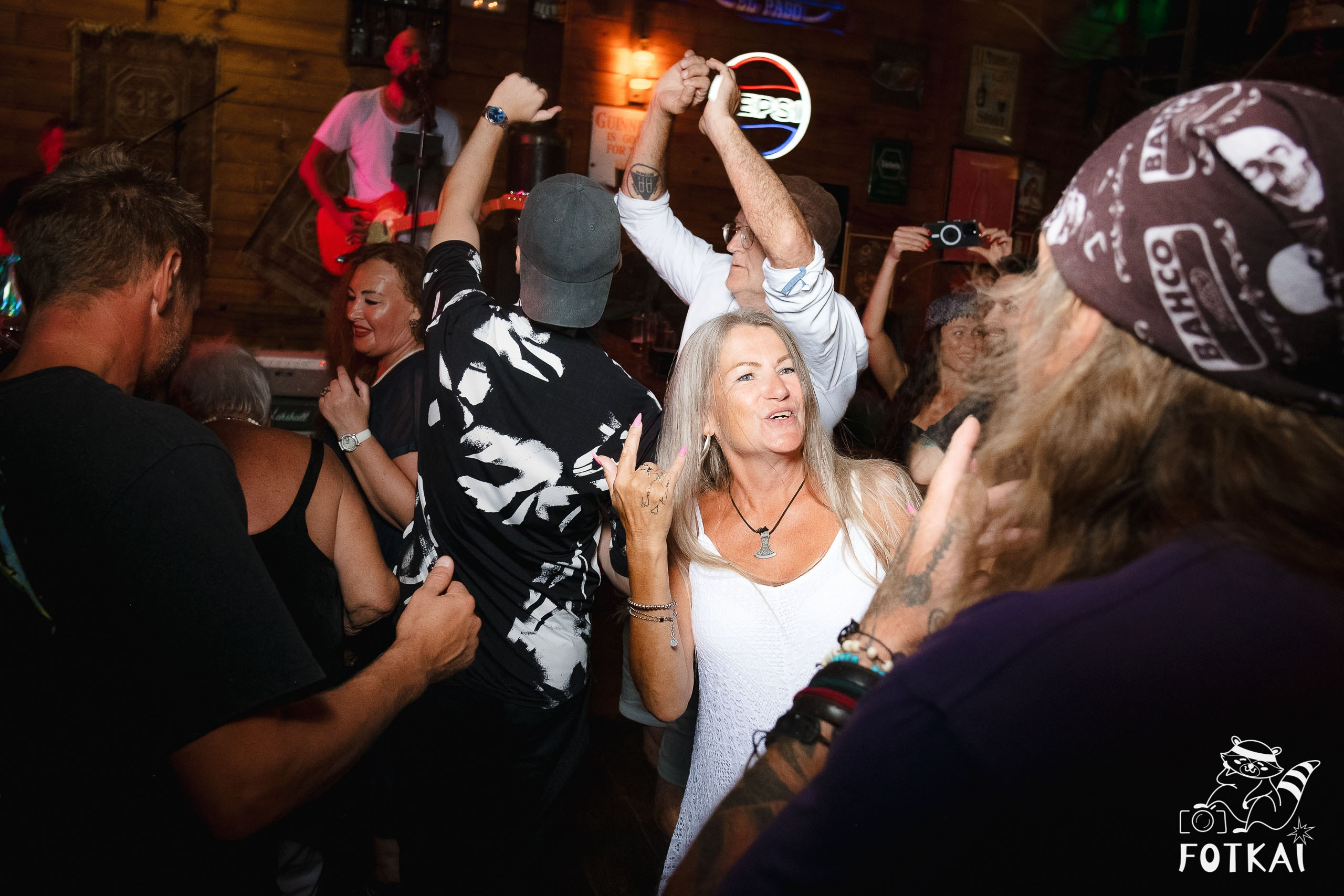 MOST WNTD en El Paso Rock Bar Torrevieja: Reportaje fotográfico 26.09.25 | FOTKAI