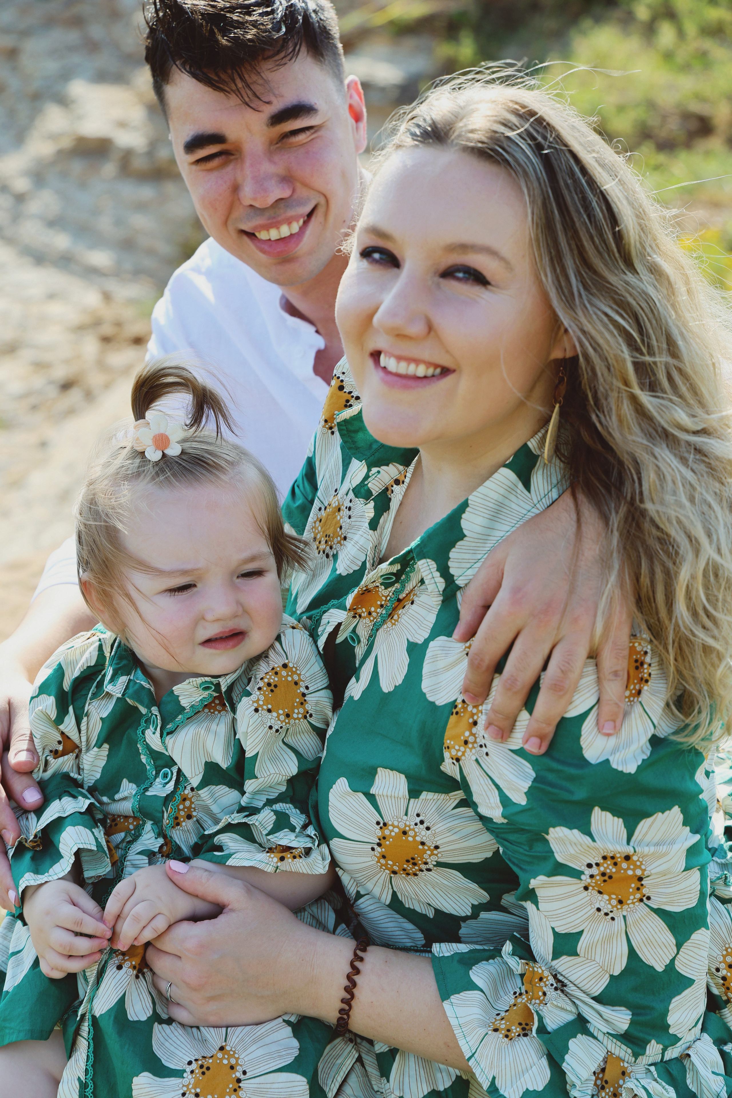 Baby Family Photoshoot – Outdoor Family Photography with Infant or Toddler. Lana Petrychenko — Portrait & Family Photographer. Valencia, Spain