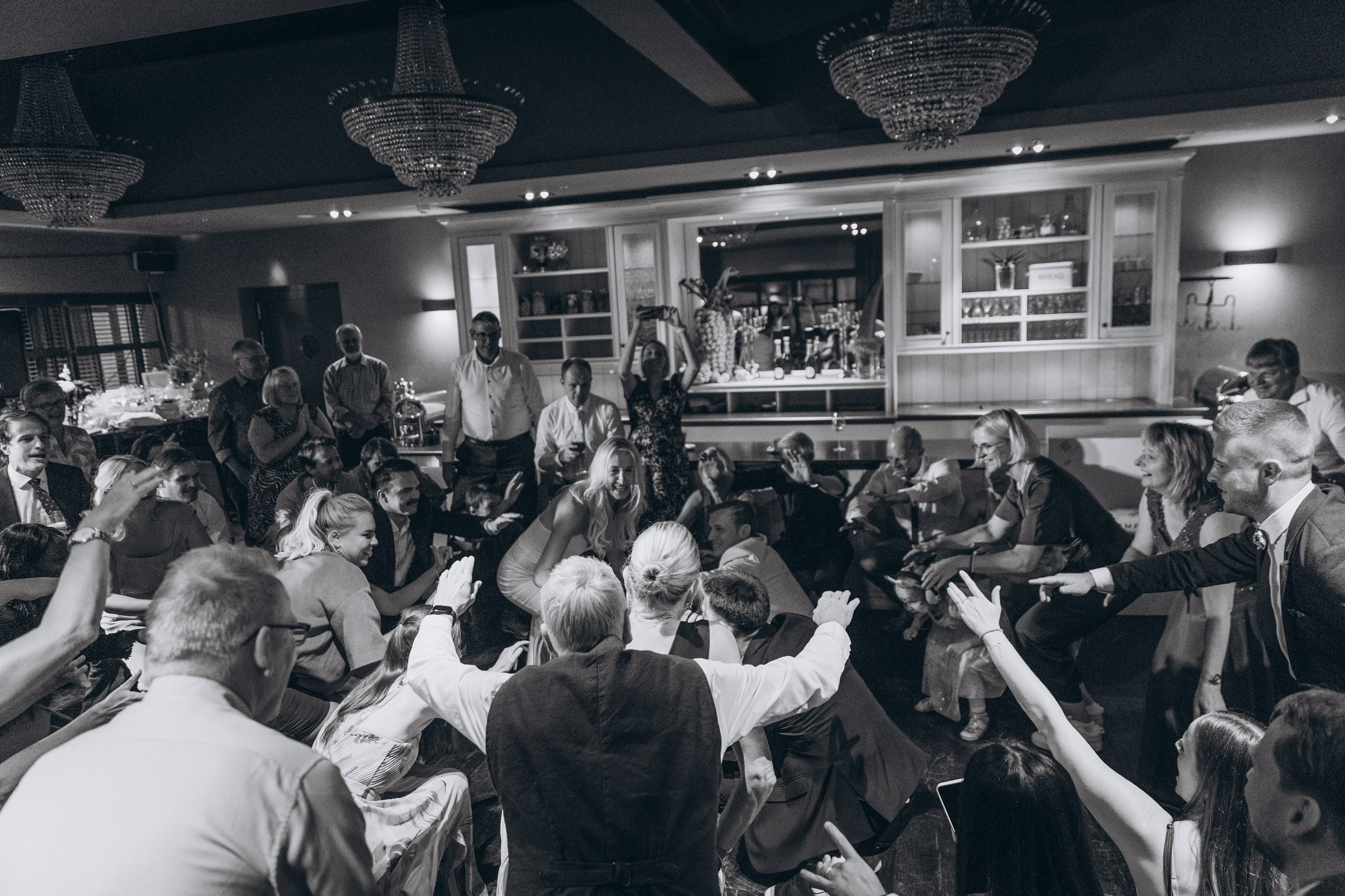 Svetlana and Yann. Hochzeitsgeschichten – Professionelle Hochzeitsfotografie & Videografie in Deutschland, Italien, Spanien und ganz Europa