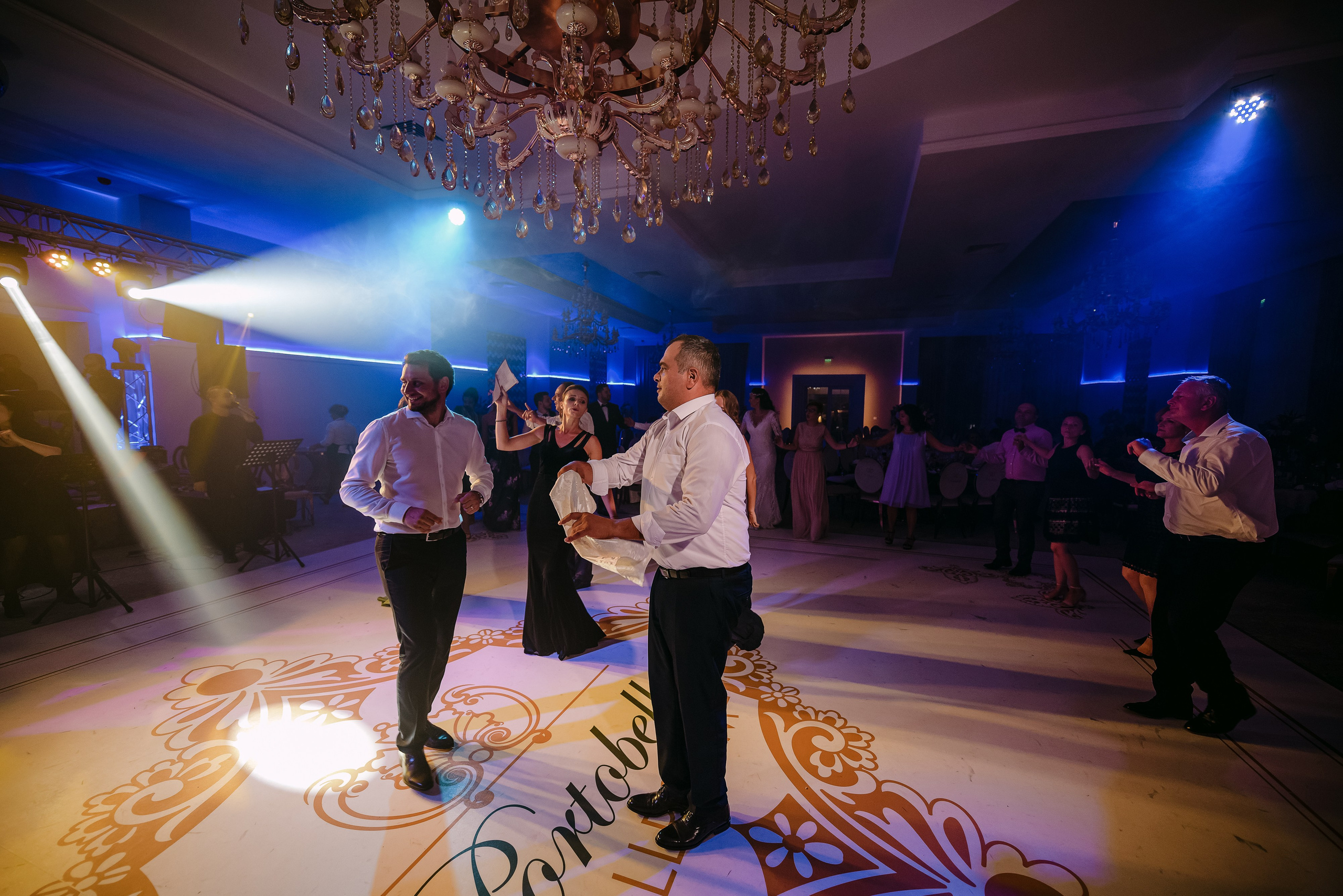 Nuntă Cristina & Petrino | Fotograf nuntă elegant