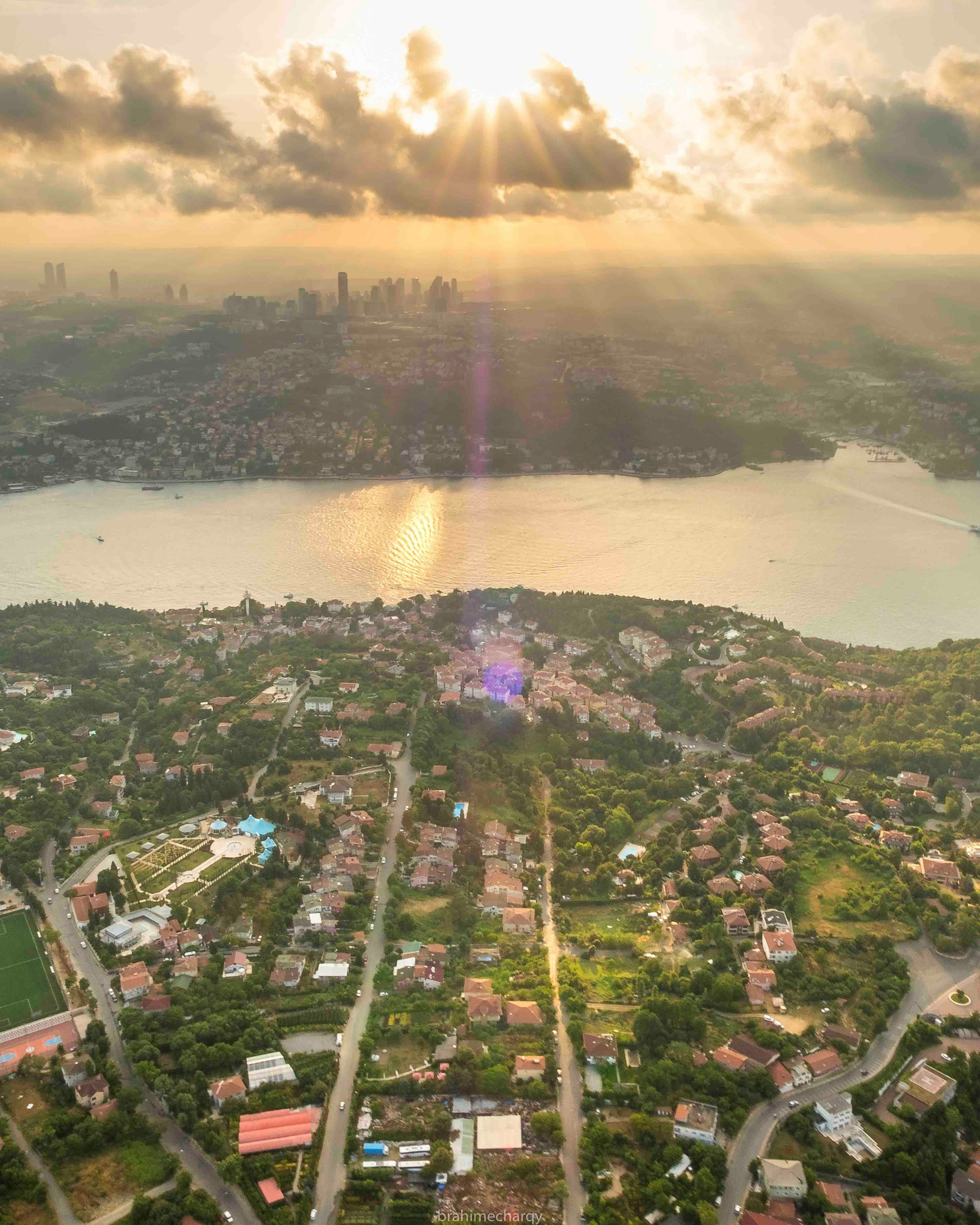 Фото. Брахим — фотограф