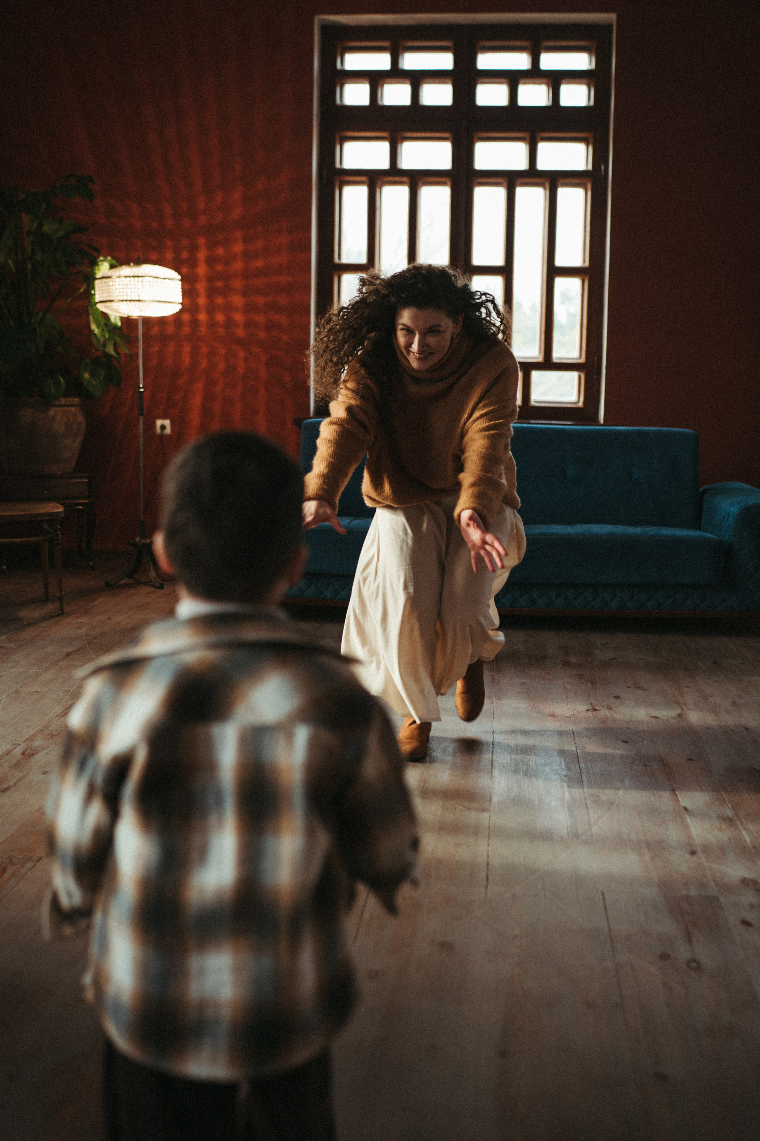 Lika and Anar. Family photographer in Saudi Arabia